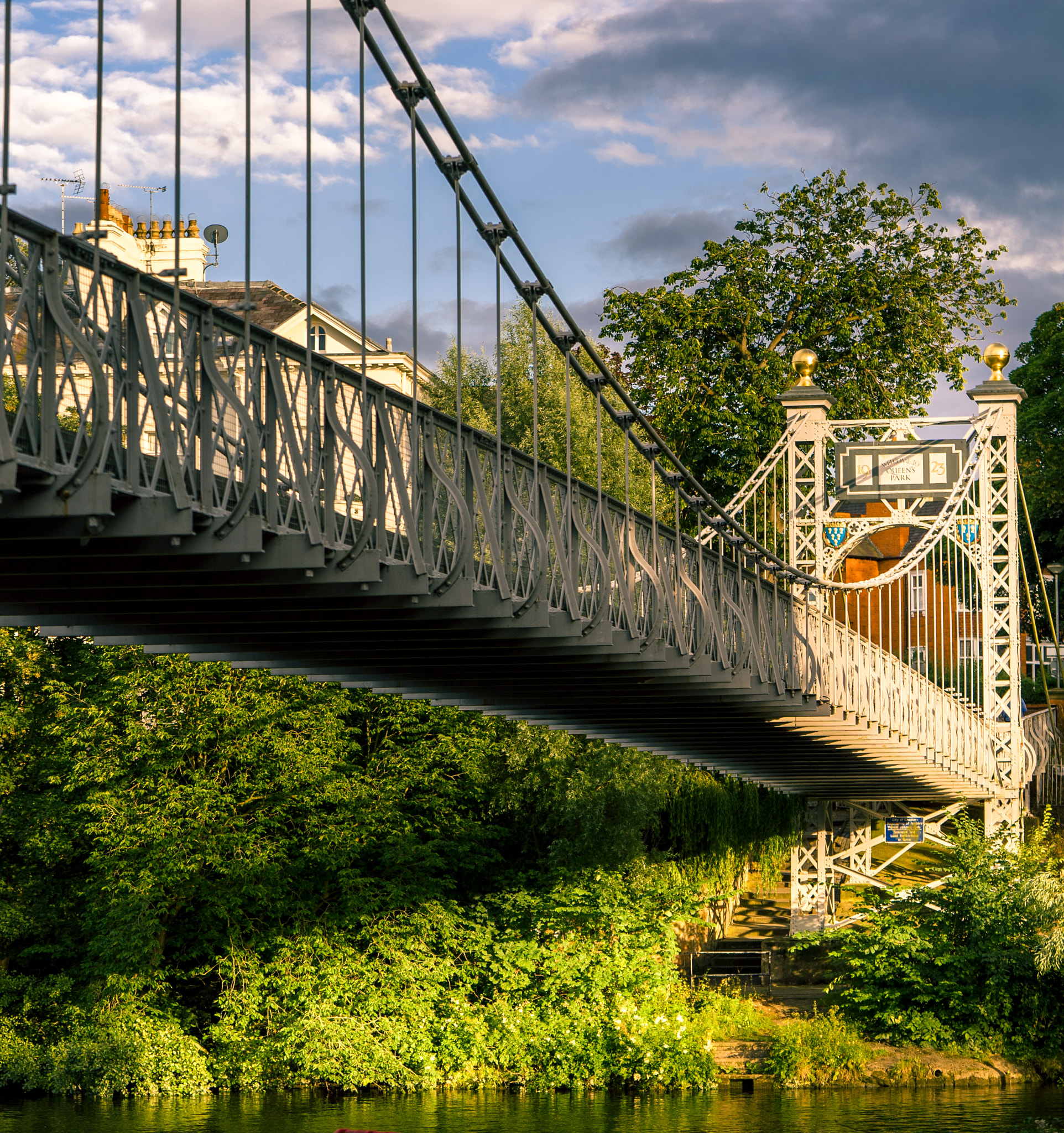 Sony a7S + Sony FE 90mm F2.8 Macro G OSS sample photo. Bridge over dee photography