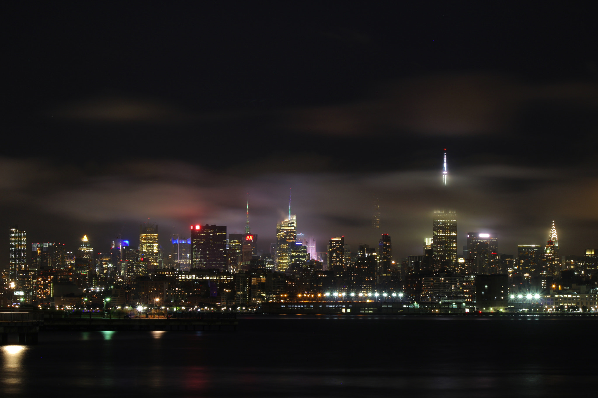 Canon EOS 100D (EOS Rebel SL1 / EOS Kiss X7) sample photo. Long exposure of foggy midtown nyc photography
