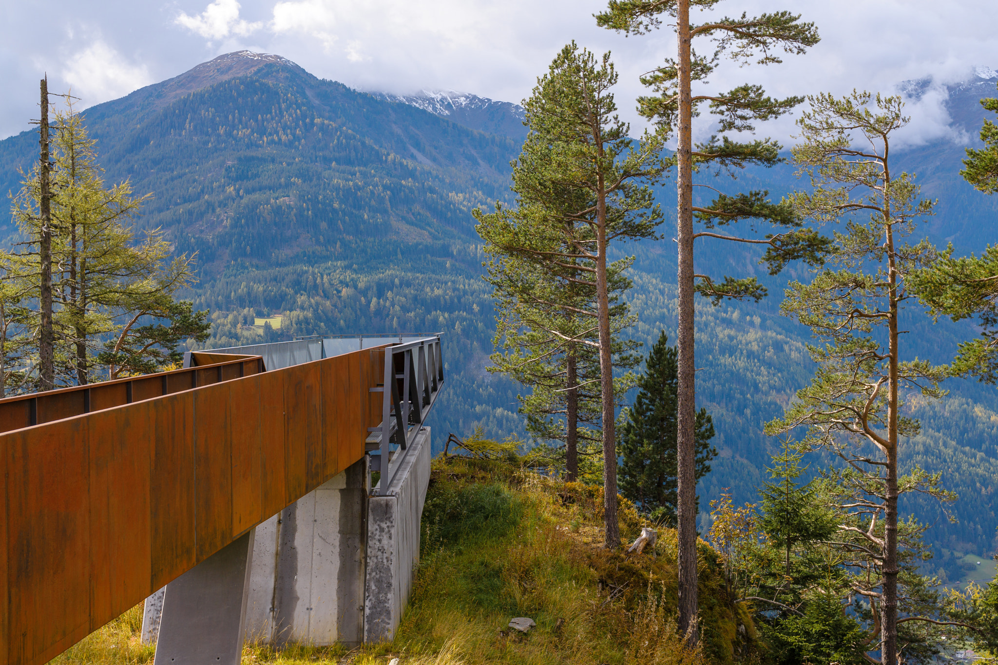 E 32mm F1.8 sample photo. Architecture in the alps photography
