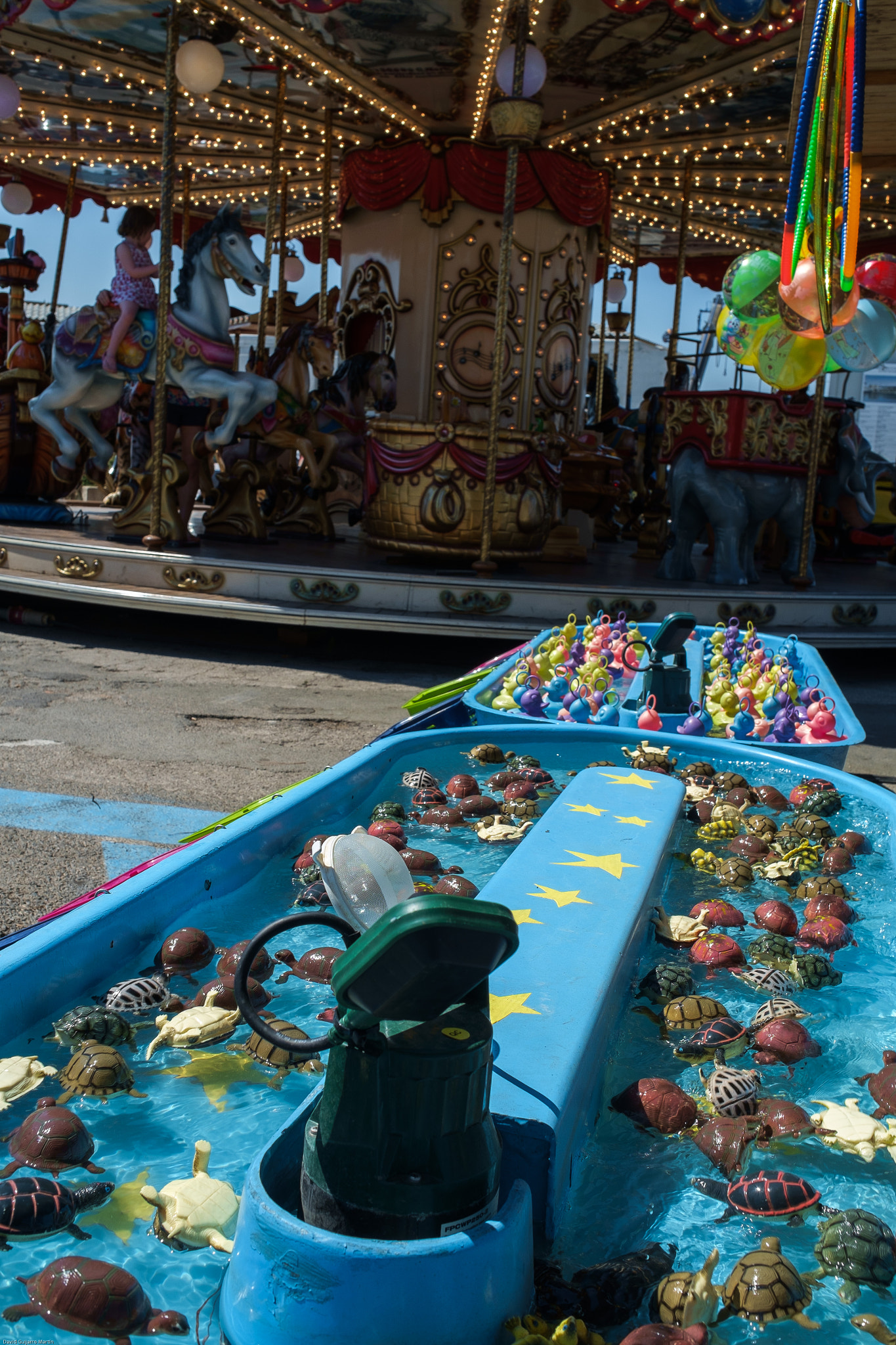Fujifilm X-Pro1 + Fujifilm XF 23mm F1.4 R sample photo. Juegos de niños en sant troupez photography