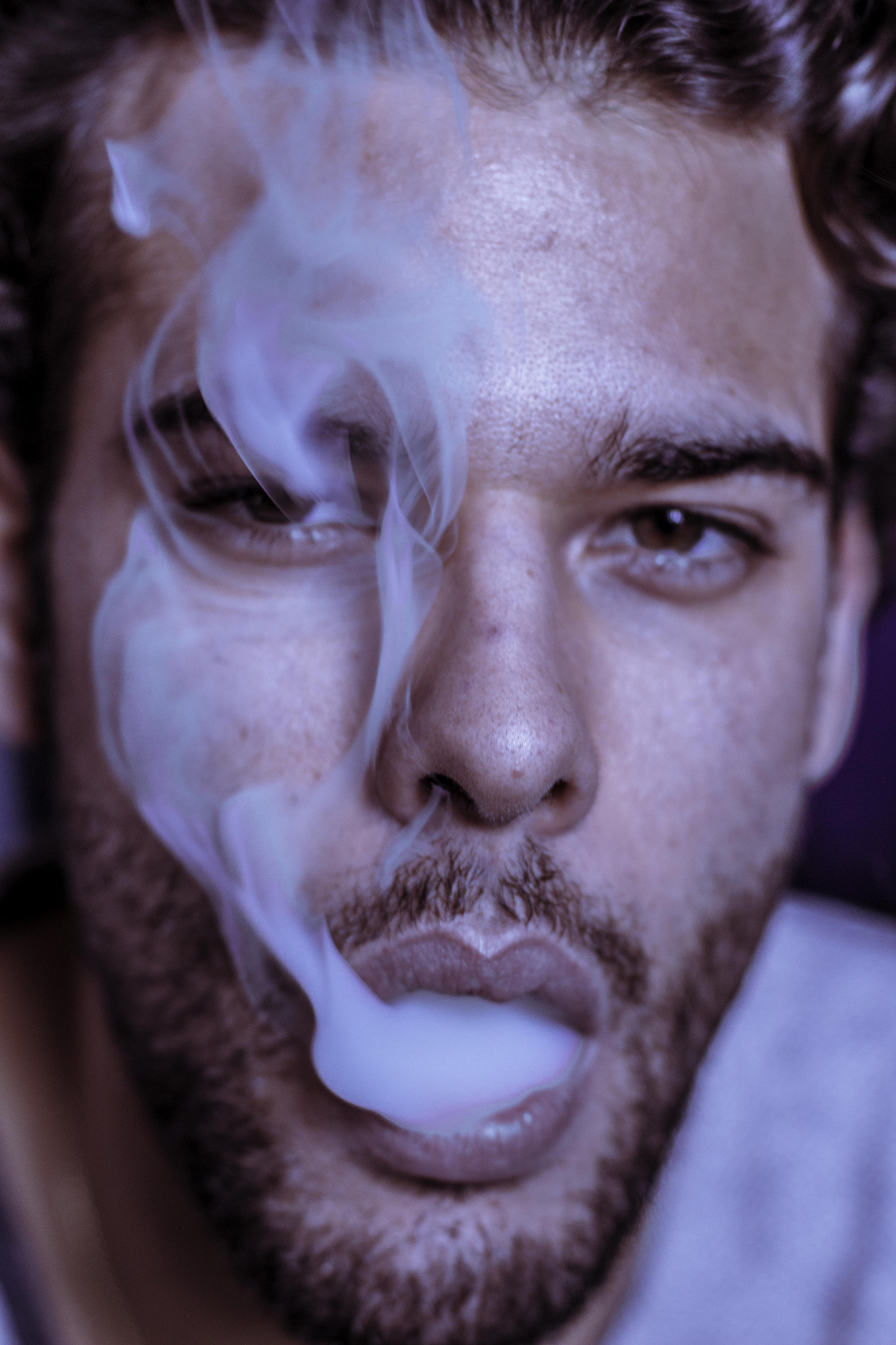 Canon EOS 100D (EOS Rebel SL1 / EOS Kiss X7) + Canon EF 50mm F1.4 USM sample photo. Portrait smoke photography