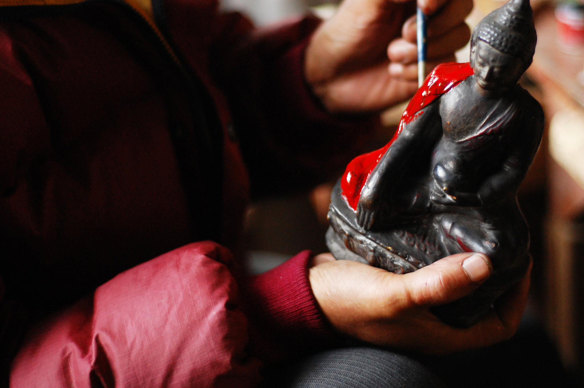Nikon D40 + Nikon AF Nikkor 50mm F1.8D sample photo. Buddha gets colour photography