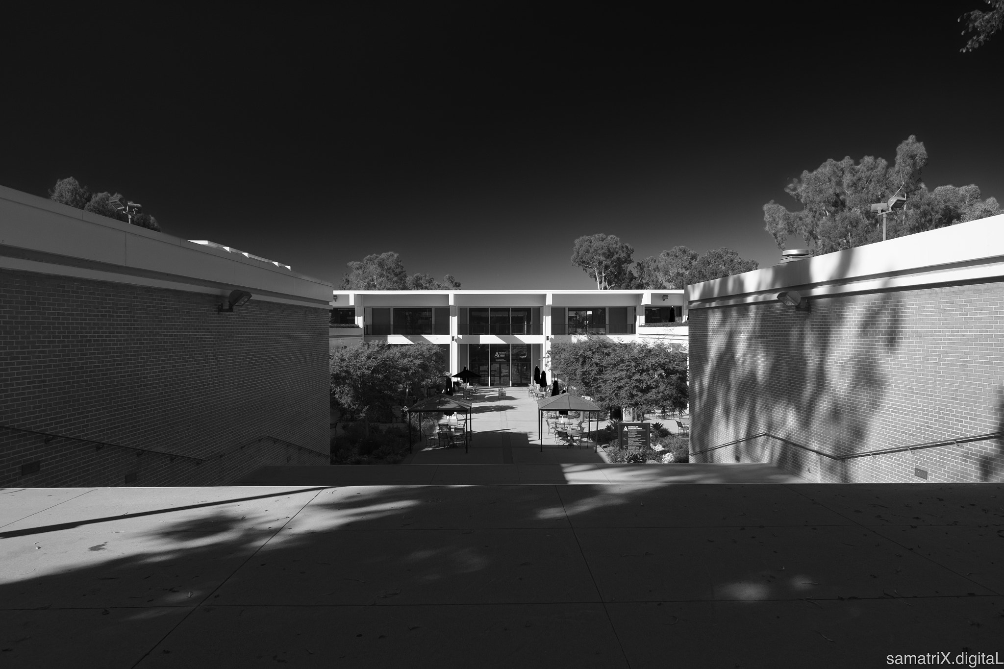 Fujifilm X-Pro1 + Fujifilm XF 14mm F2.8 R sample photo. Usu building @ csulb photography