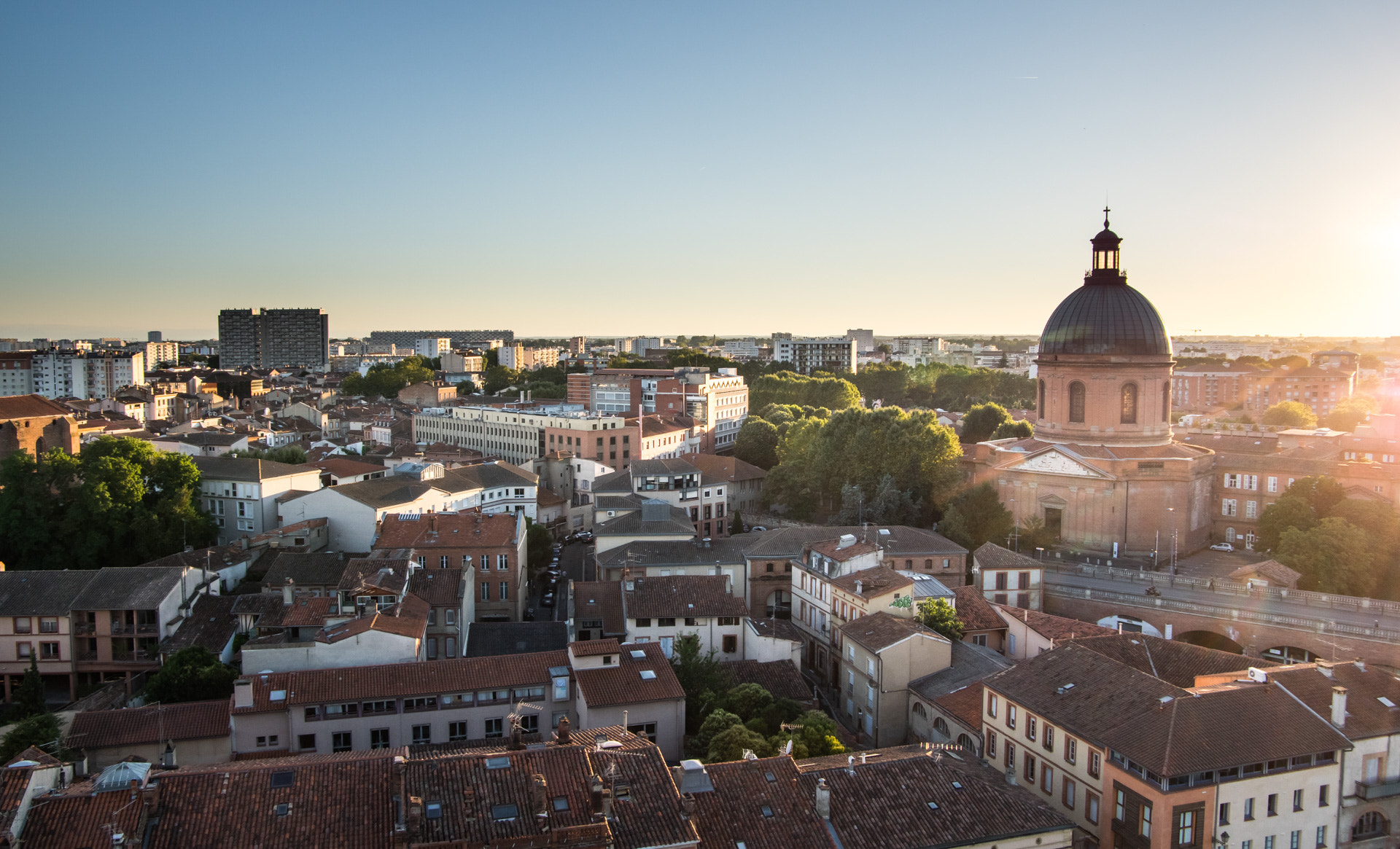 Pentax smc DA 16-45mm F4 ED AL sample photo. Toulouse from eye bird view photography