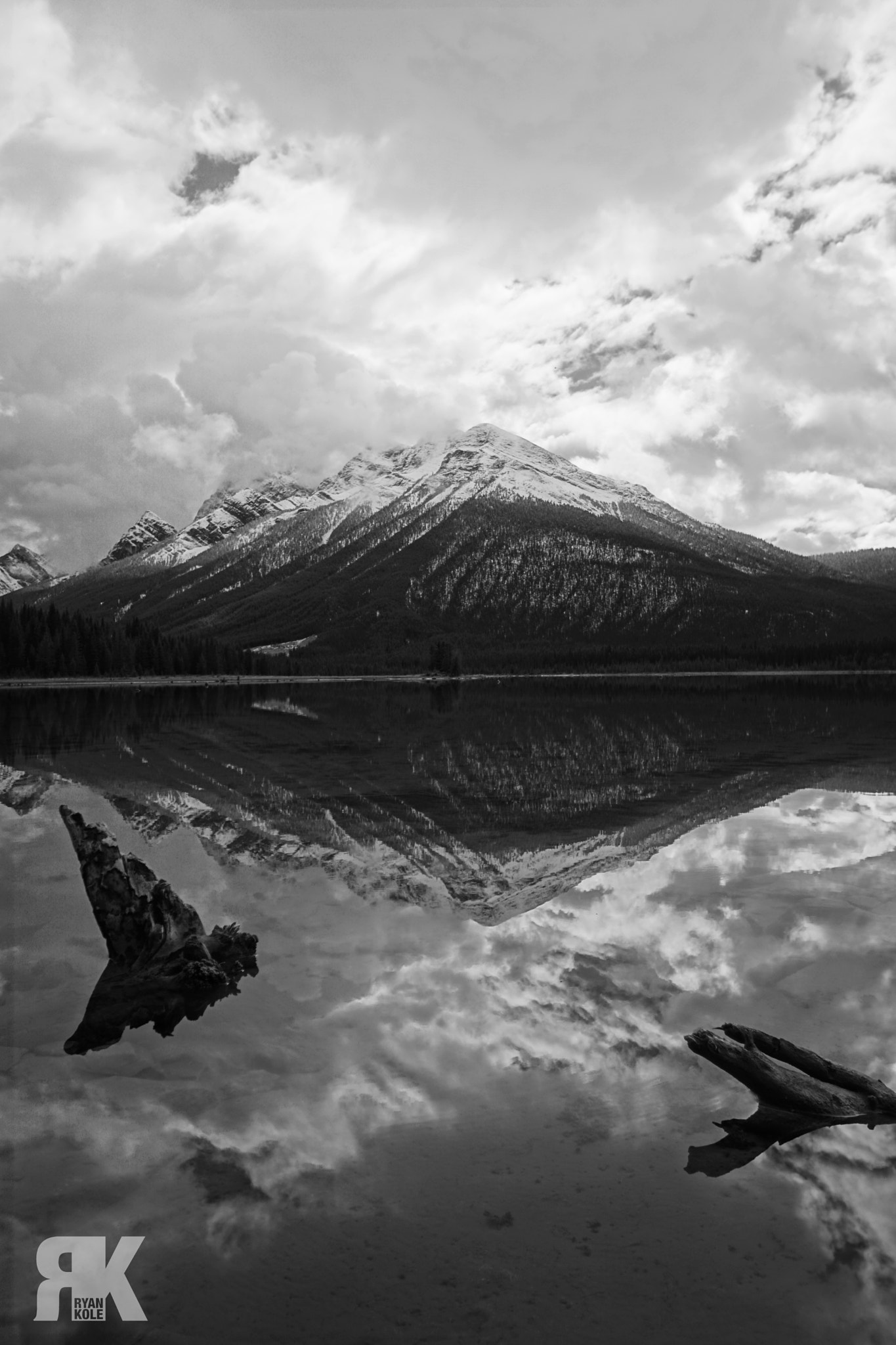 Sony ILCA-77M2 sample photo. Stormy spray lakes photography