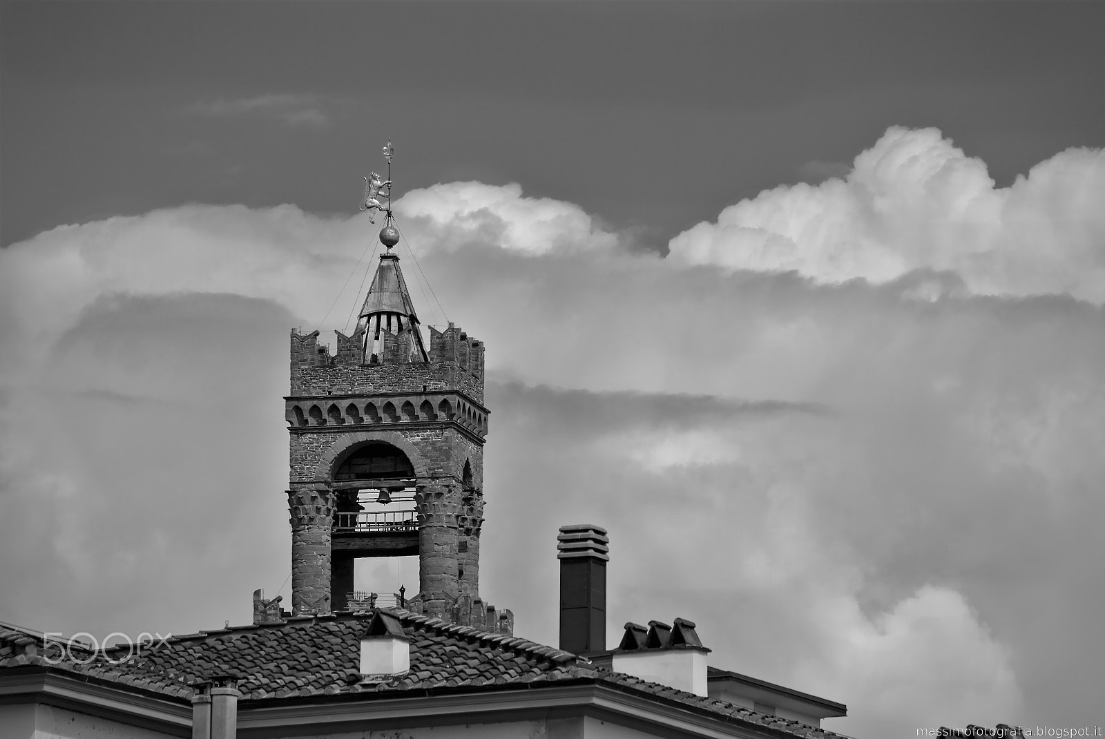 Canon EOS 70D + Canon TS-E 90mm F2.8 Tilt-Shift sample photo. Clouds photography