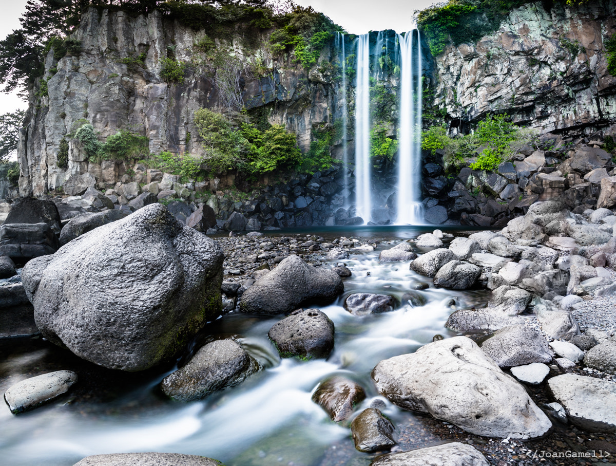 Sony a7R II + Canon EF 24-105mm F4L IS USM sample photo. Jeju waterfall landscape photography