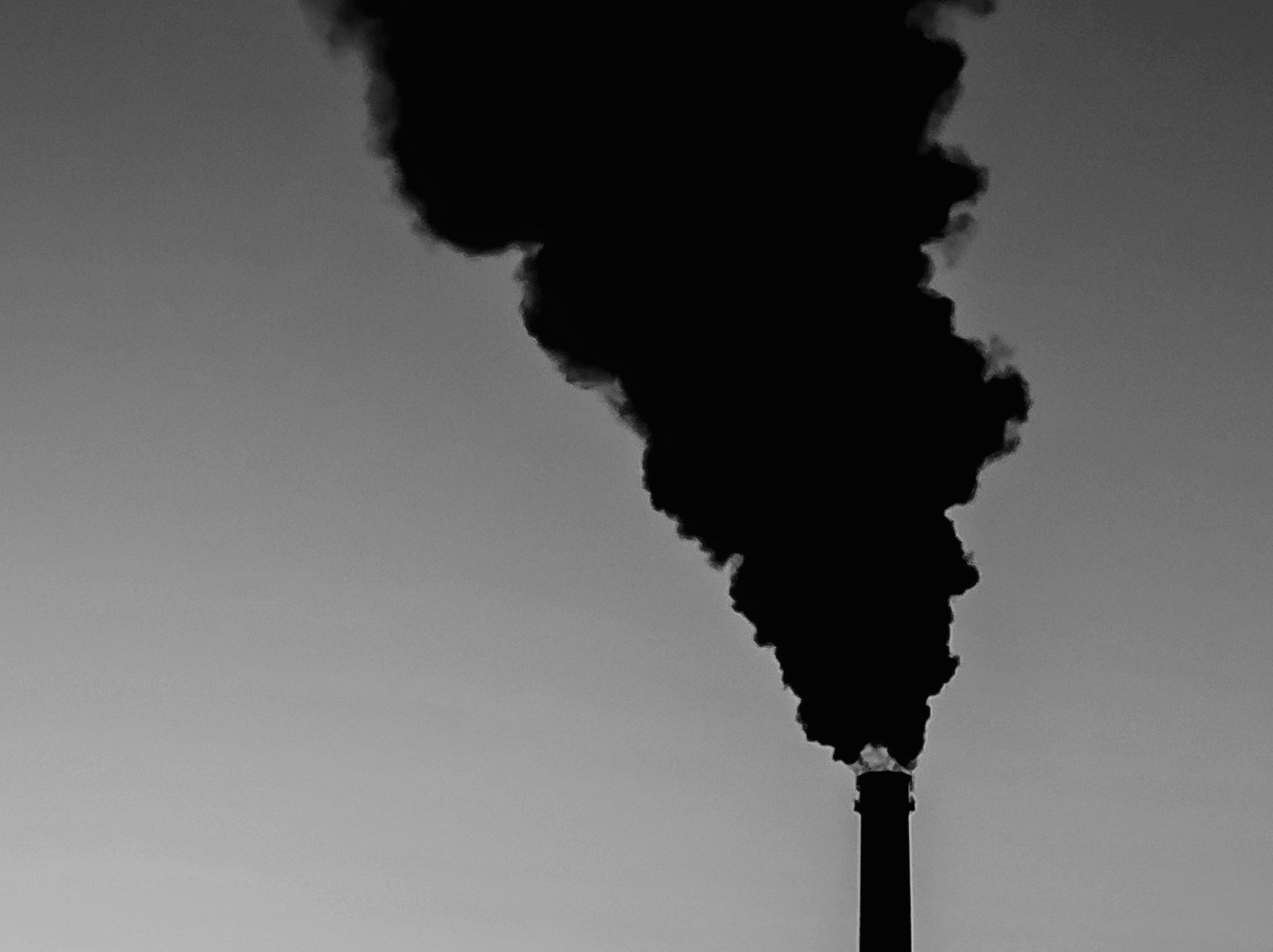 Sony SLT-A37 sample photo. The smoke photography