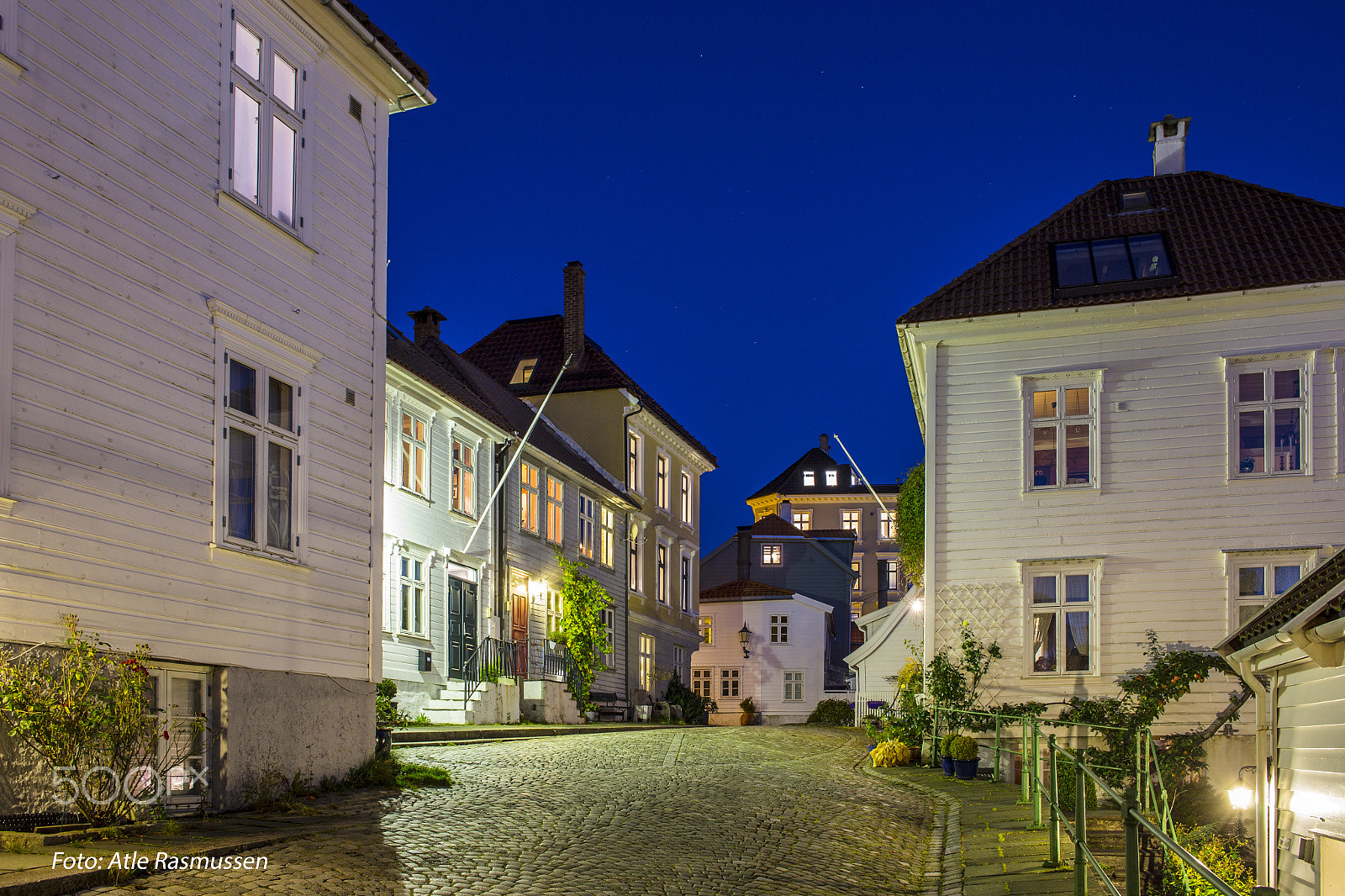 Canon EF 28mm F2.8 IS USM sample photo. Bergen city photography