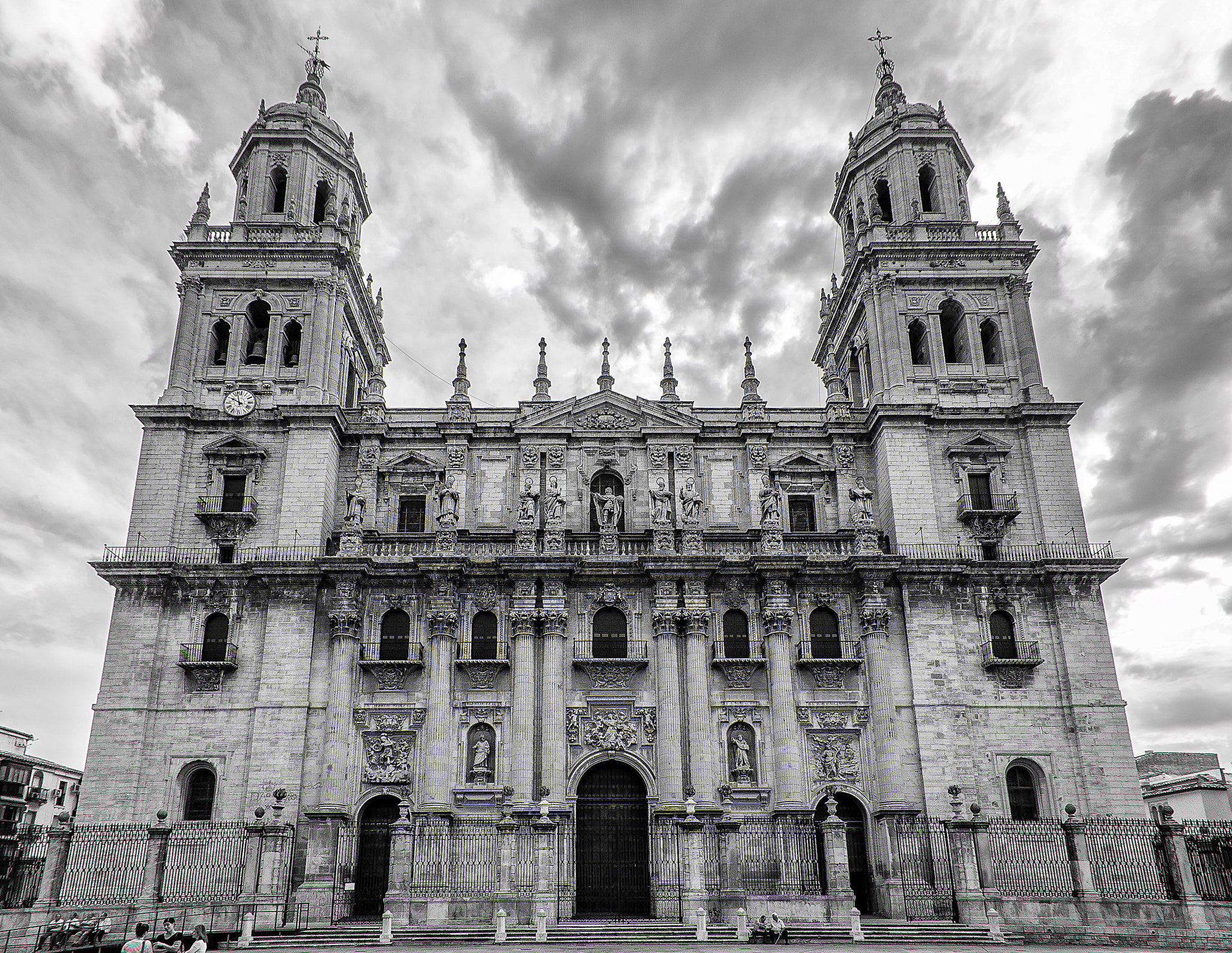 Tokina AT-X Pro 12-24mm F4 (IF) DX sample photo. La catedral photography