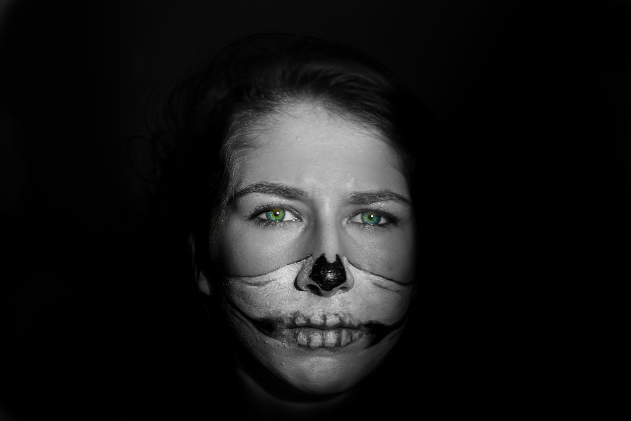 Olympus OM-D E-M1 + Olympus M.Zuiko Digital 25mm F1.8 sample photo. Halloween mask black photography