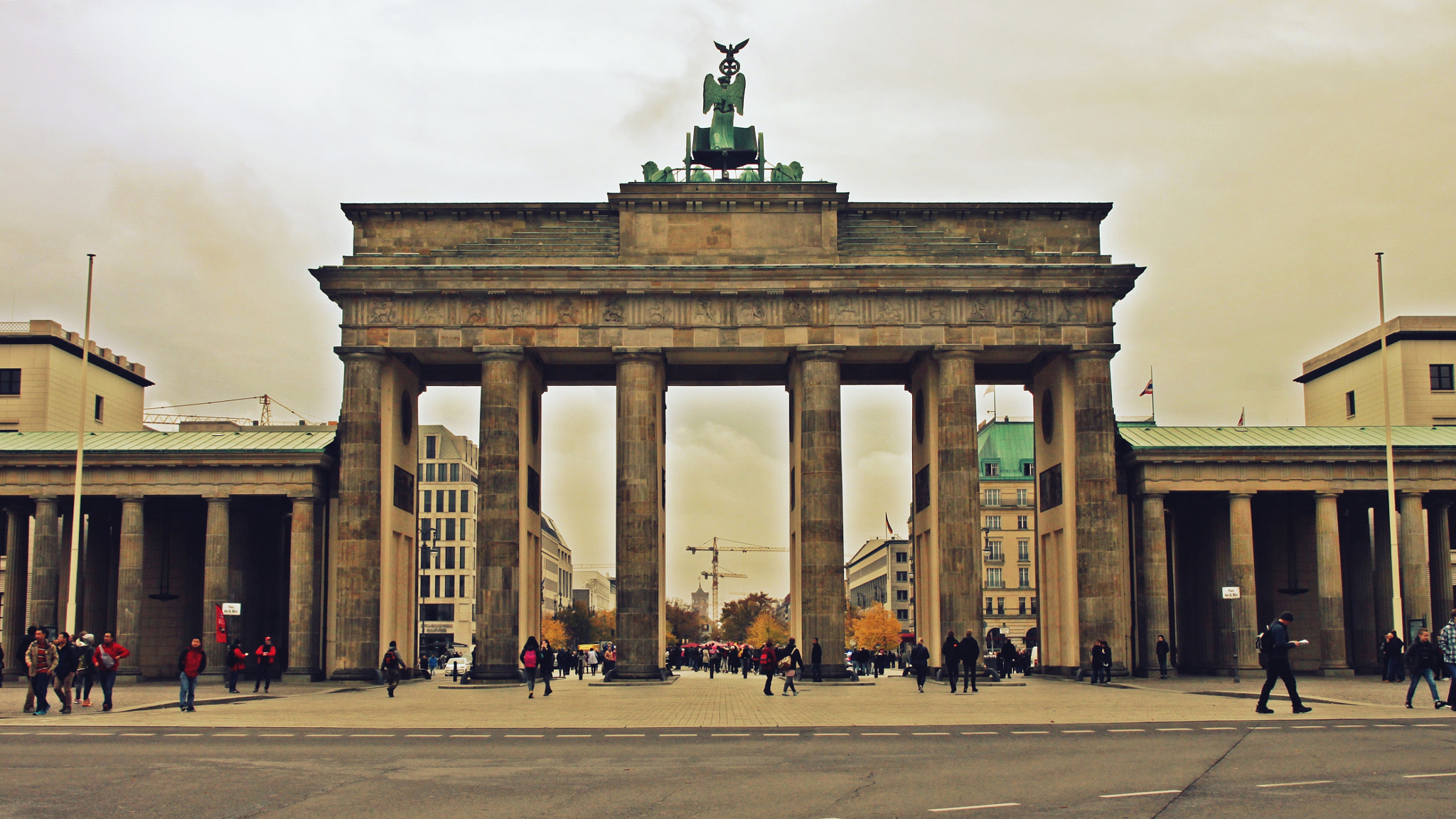 Canon EOS 500D (EOS Rebel T1i / EOS Kiss X3) sample photo. Berlin photography