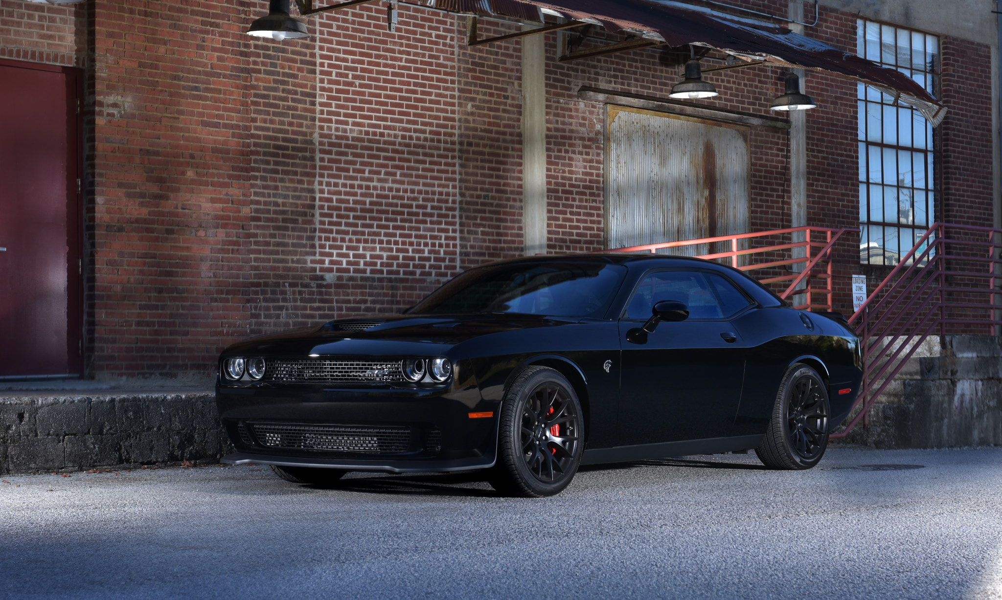 Nikon AF-S Nikkor 28-70mm F2.8 ED-IF sample photo. 2016 dodge challenger hellcat photography