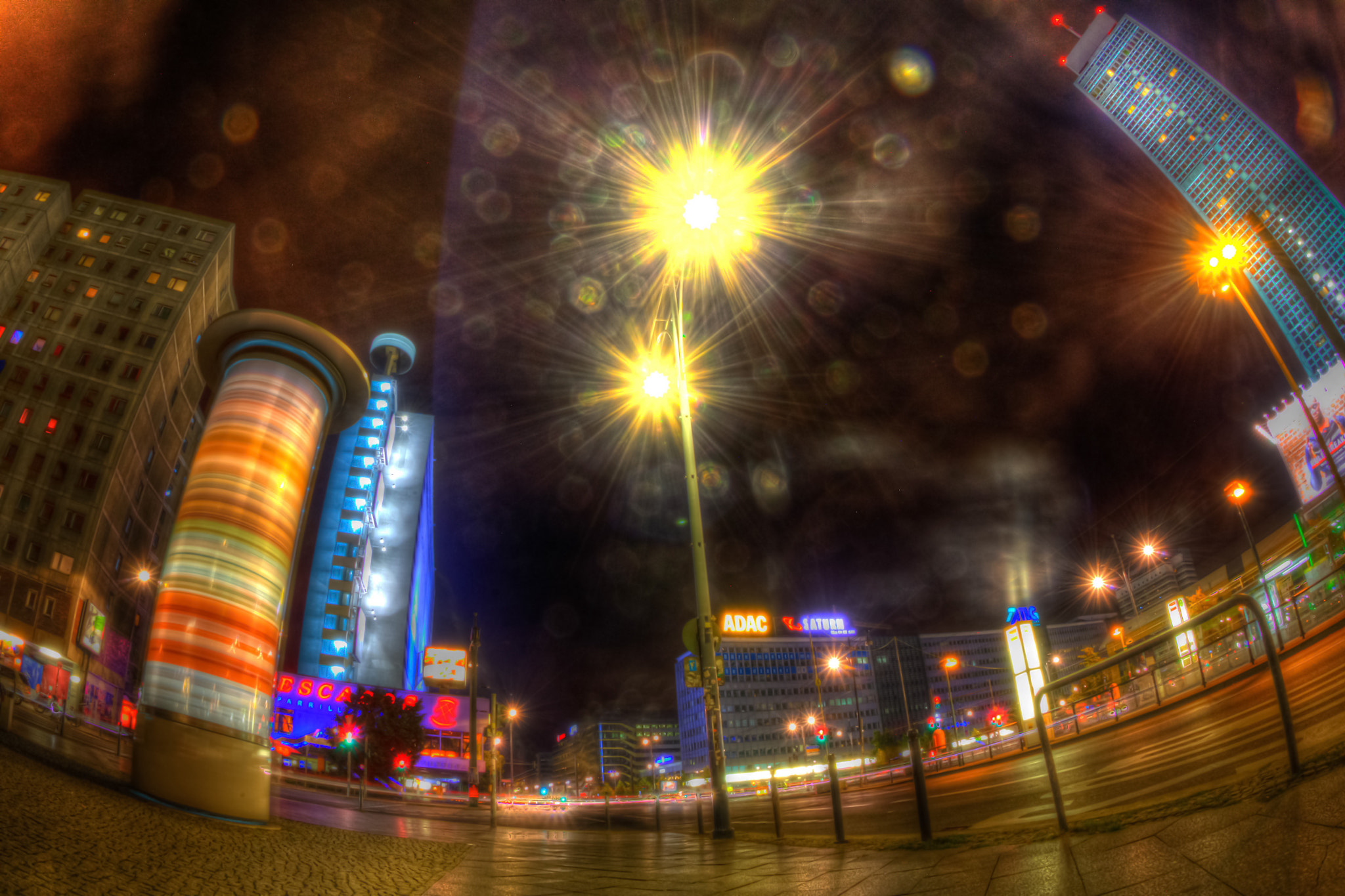 Canon EOS 5D Mark II + Canon EF 8-15mm F4L Fisheye USM sample photo. Berlin cityscape photography