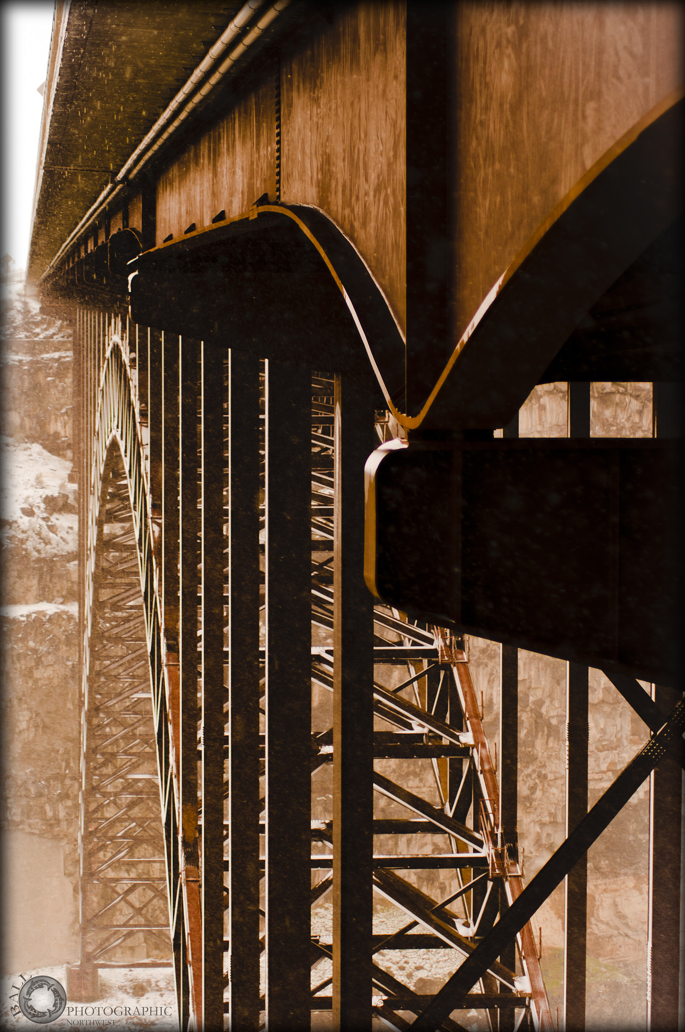 AF Zoom-Nikkor 75-300mm f/4.5-5.6 sample photo. Bridge to nowhere photography