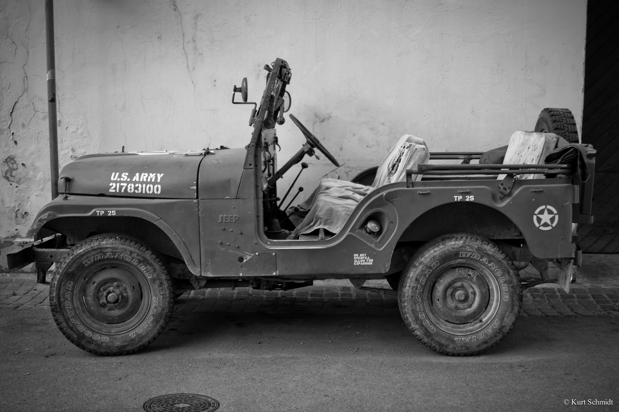 Canon EOS 7D sample photo. U.s. army willy's jeep photography