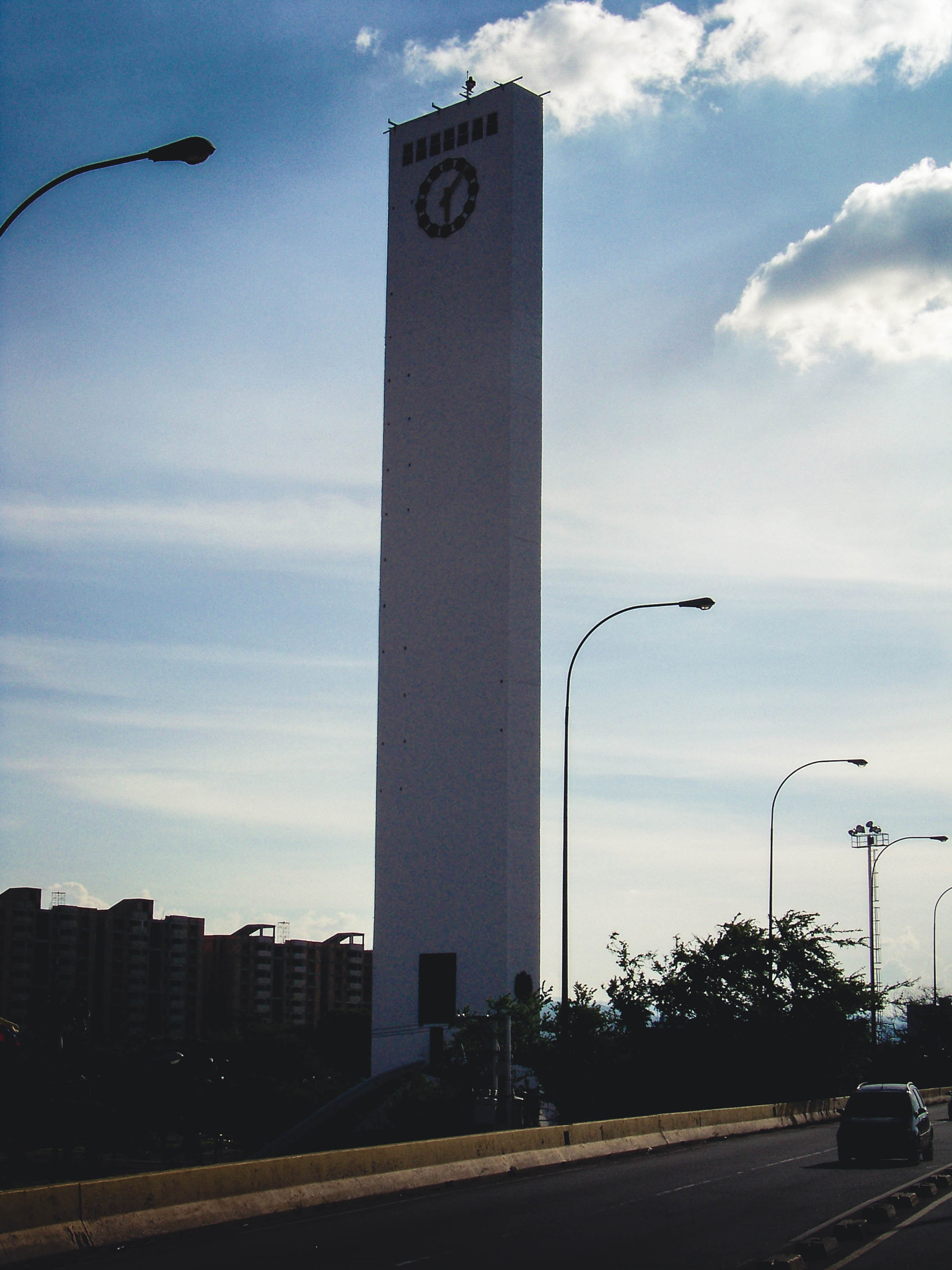 Kodak EASYSHARE Z8612 IS DIGITAL CAMERA sample photo. Obelisco desde el elevado photography