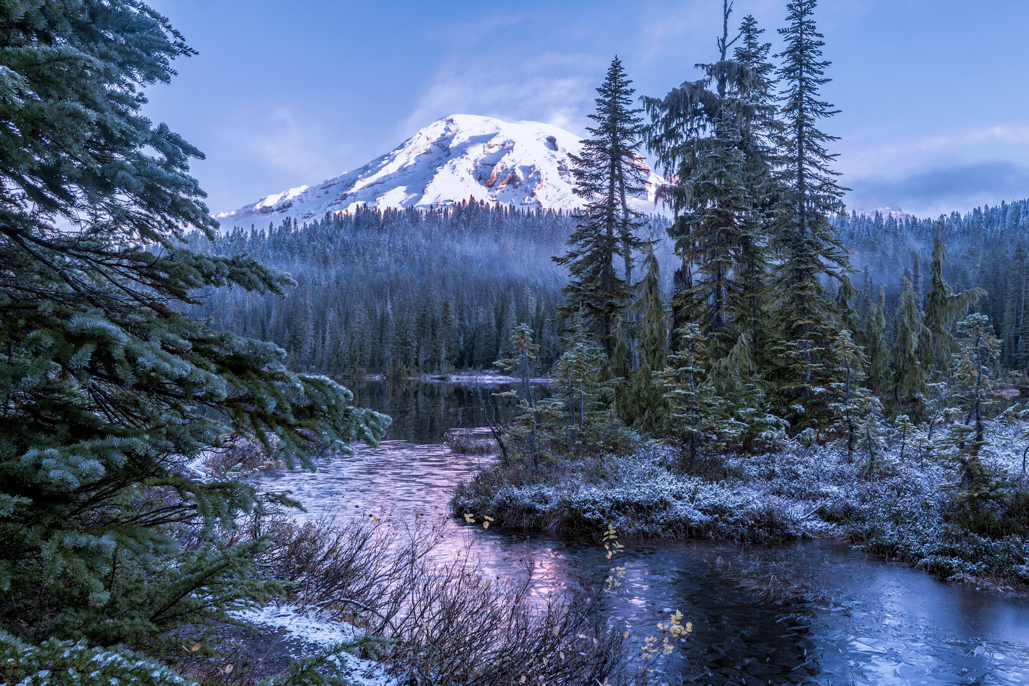 Tokina AT-X 11-20mm F2.8 PRO DX sample photo. Rainier on ice photography