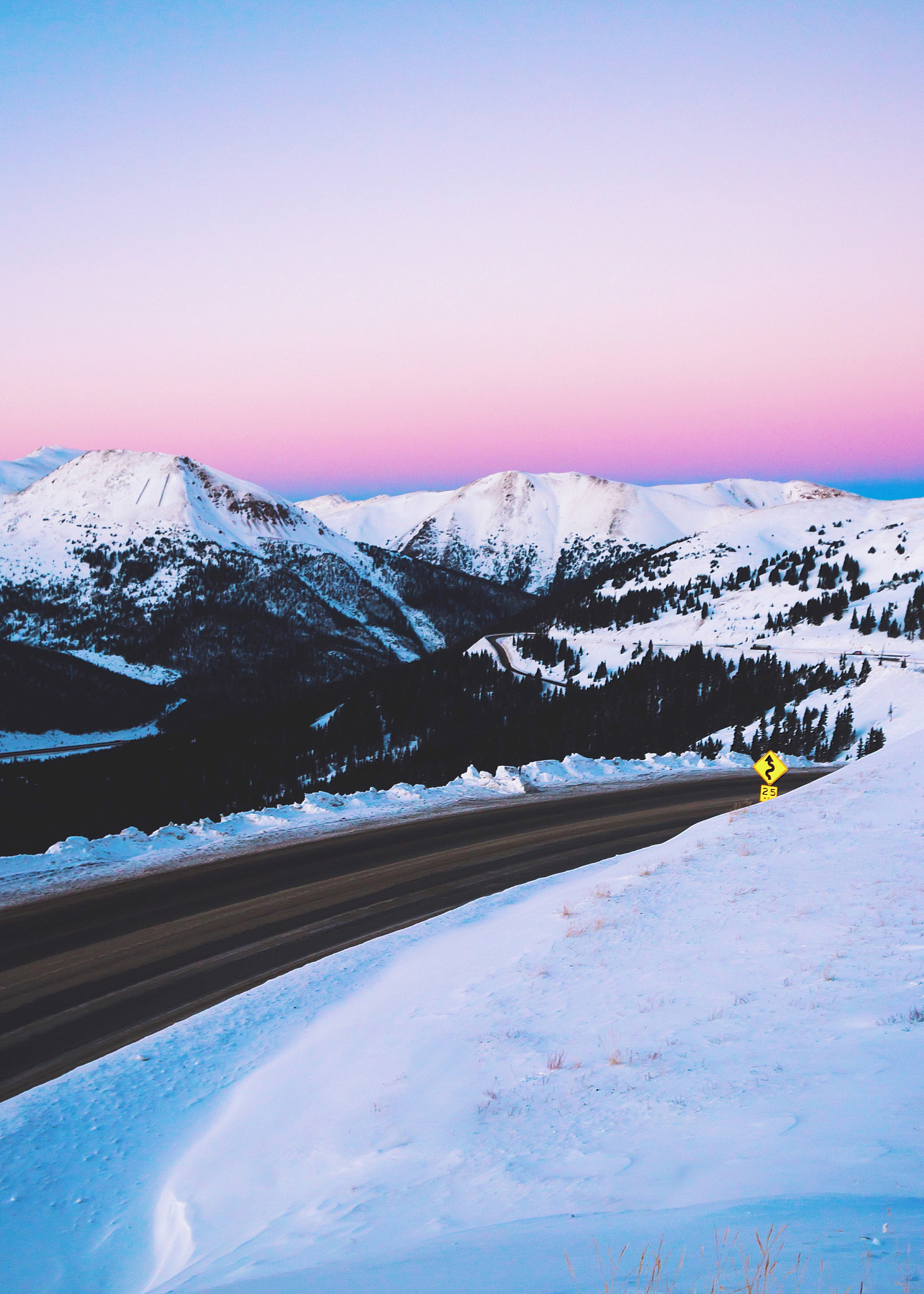 Canon EF-S 10-22mm F3.5-4.5 USM sample photo. Loveland pass sunset photography