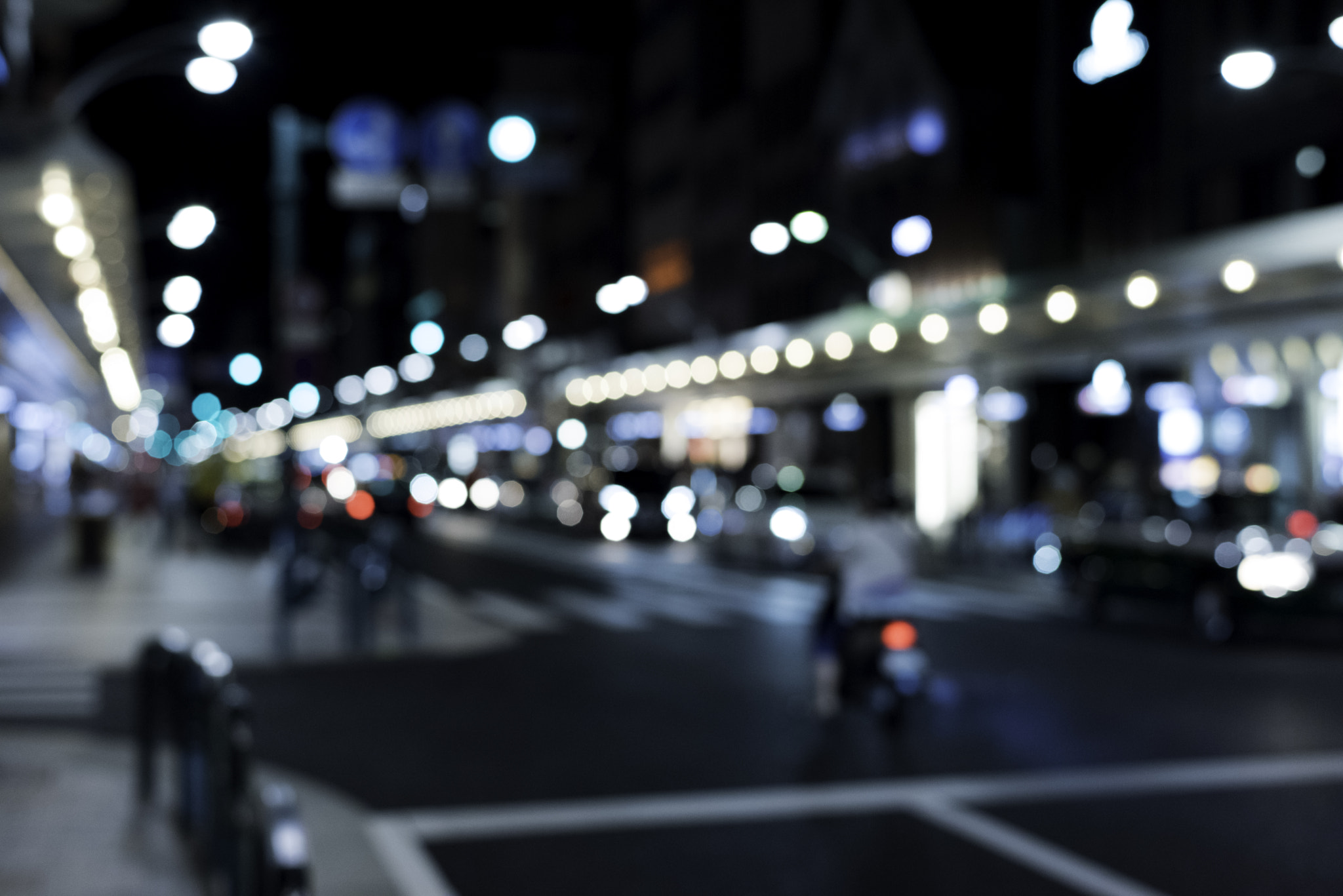 ZEISS Planar T* 50mm F1.4 sample photo. Night lights photography