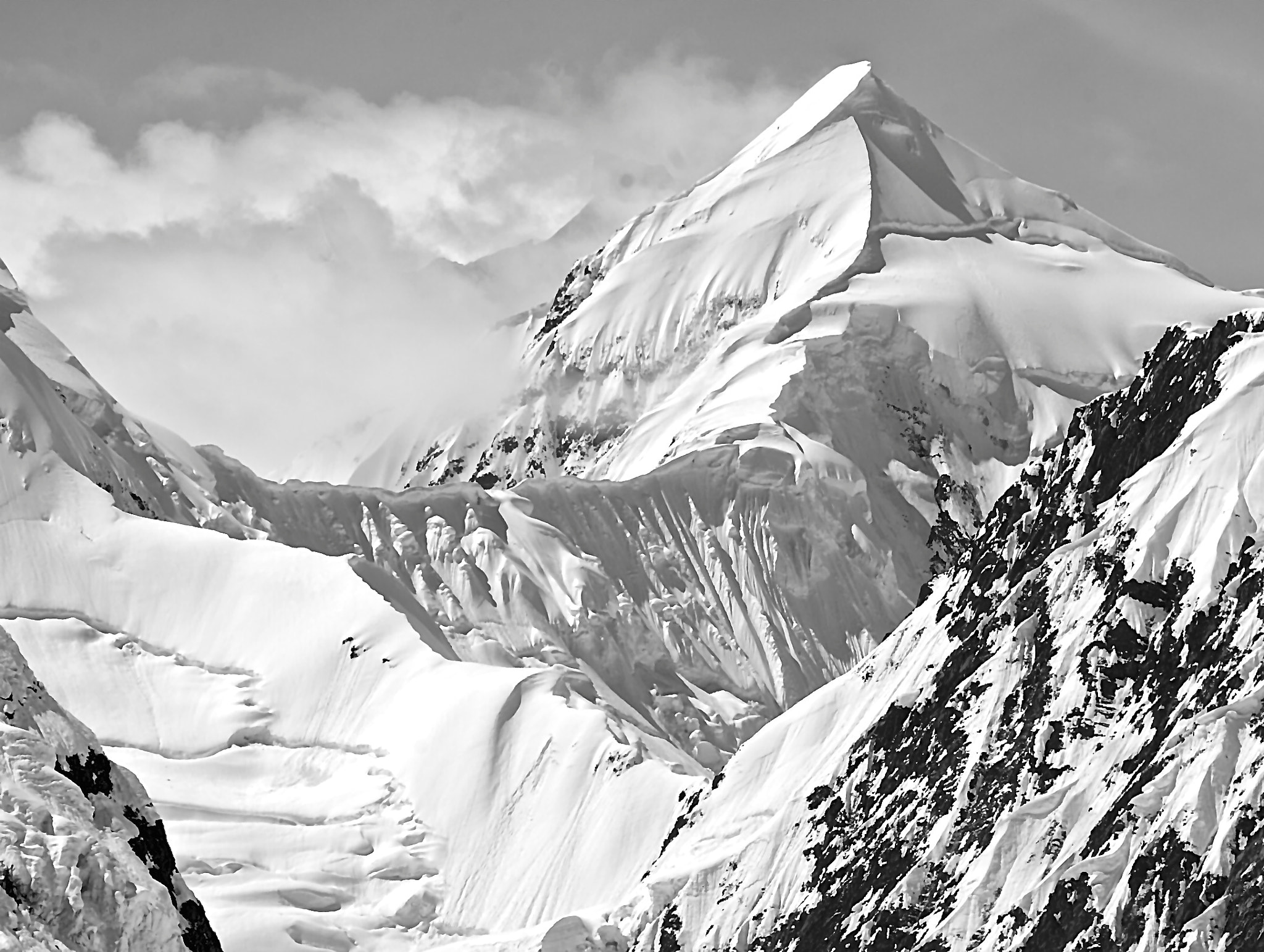 Canon EF 100-400mm F4.5-5.6L IS USM sample photo. Majestic alaska peak near margery glacier photography