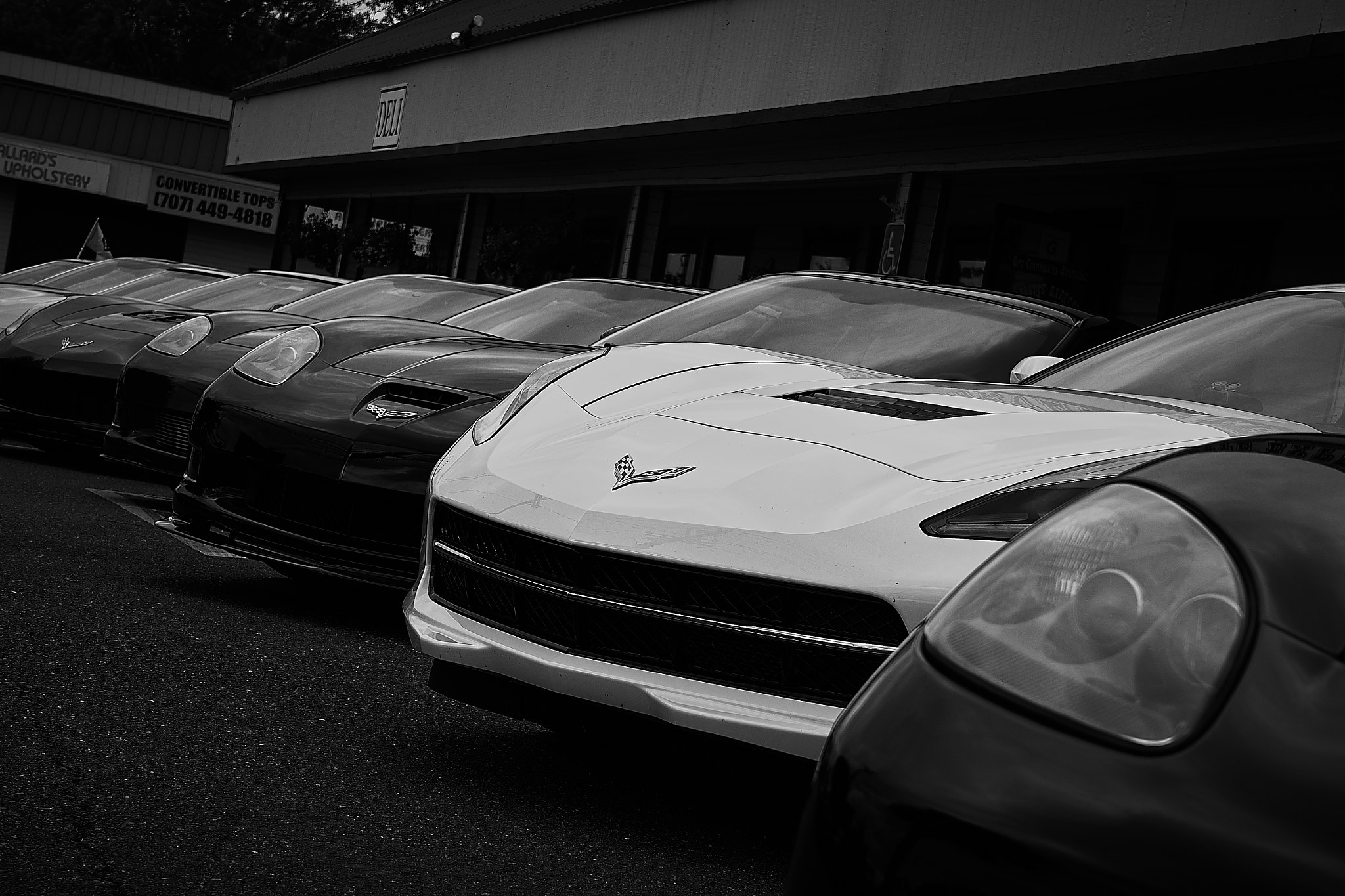 Sony FE 28-70mm F3.5-5.6 OSS sample photo. Corvette row photography