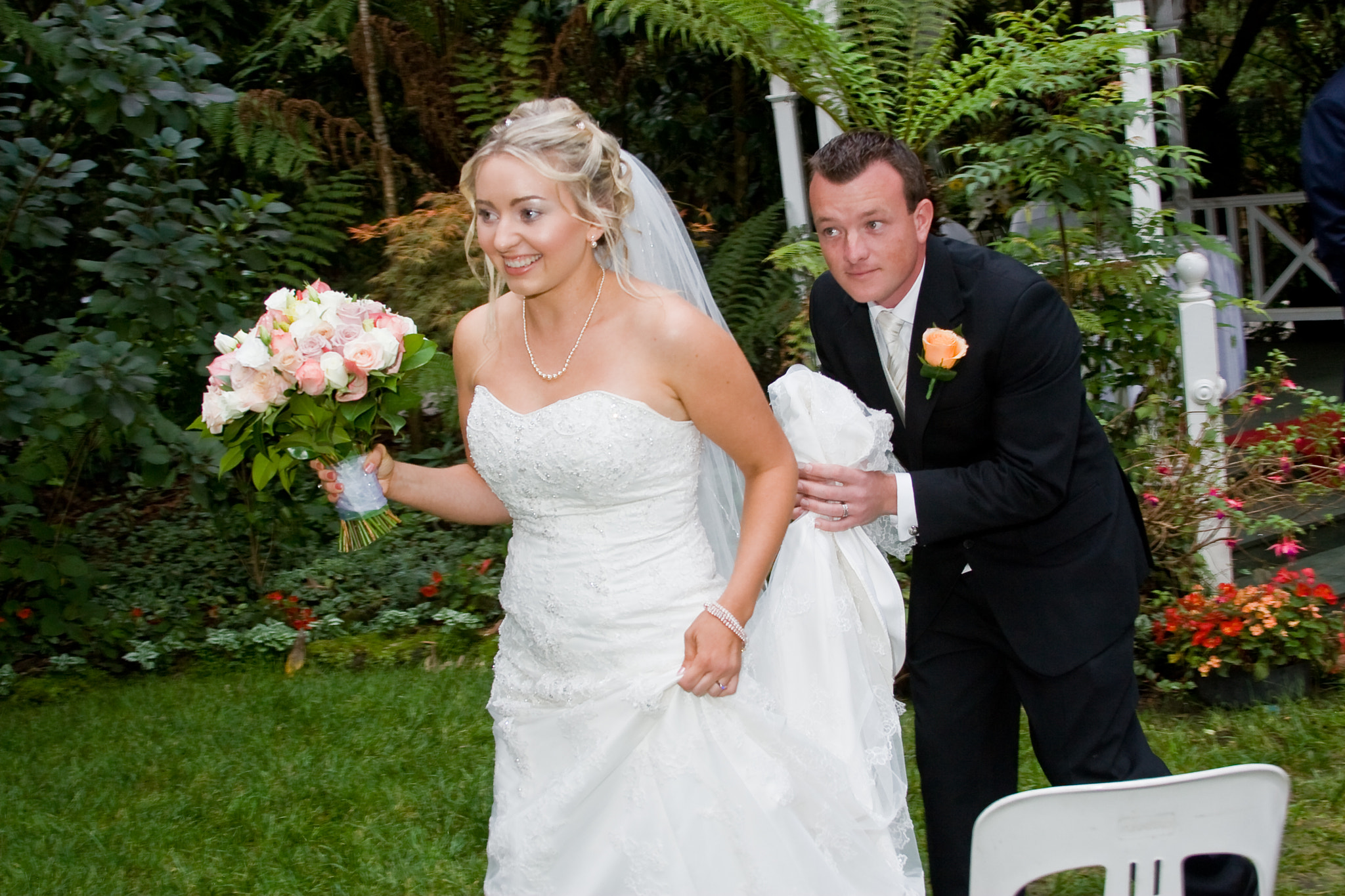 Canon EF 28-135mm F3.5-5.6 IS USM sample photo. Weddings & potraits photography