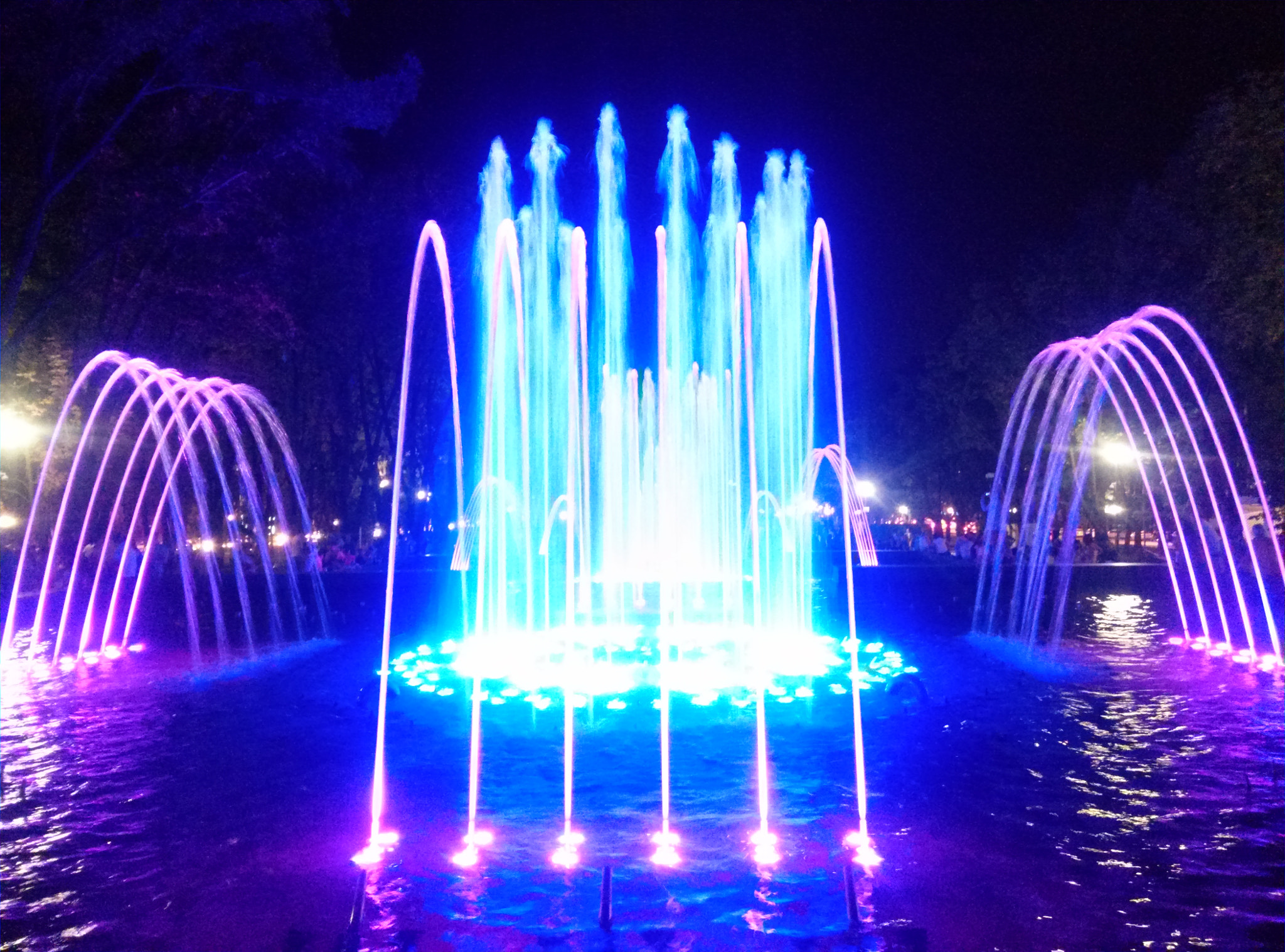 LG Optimus G sample photo. Fountain. krasnodar. photography