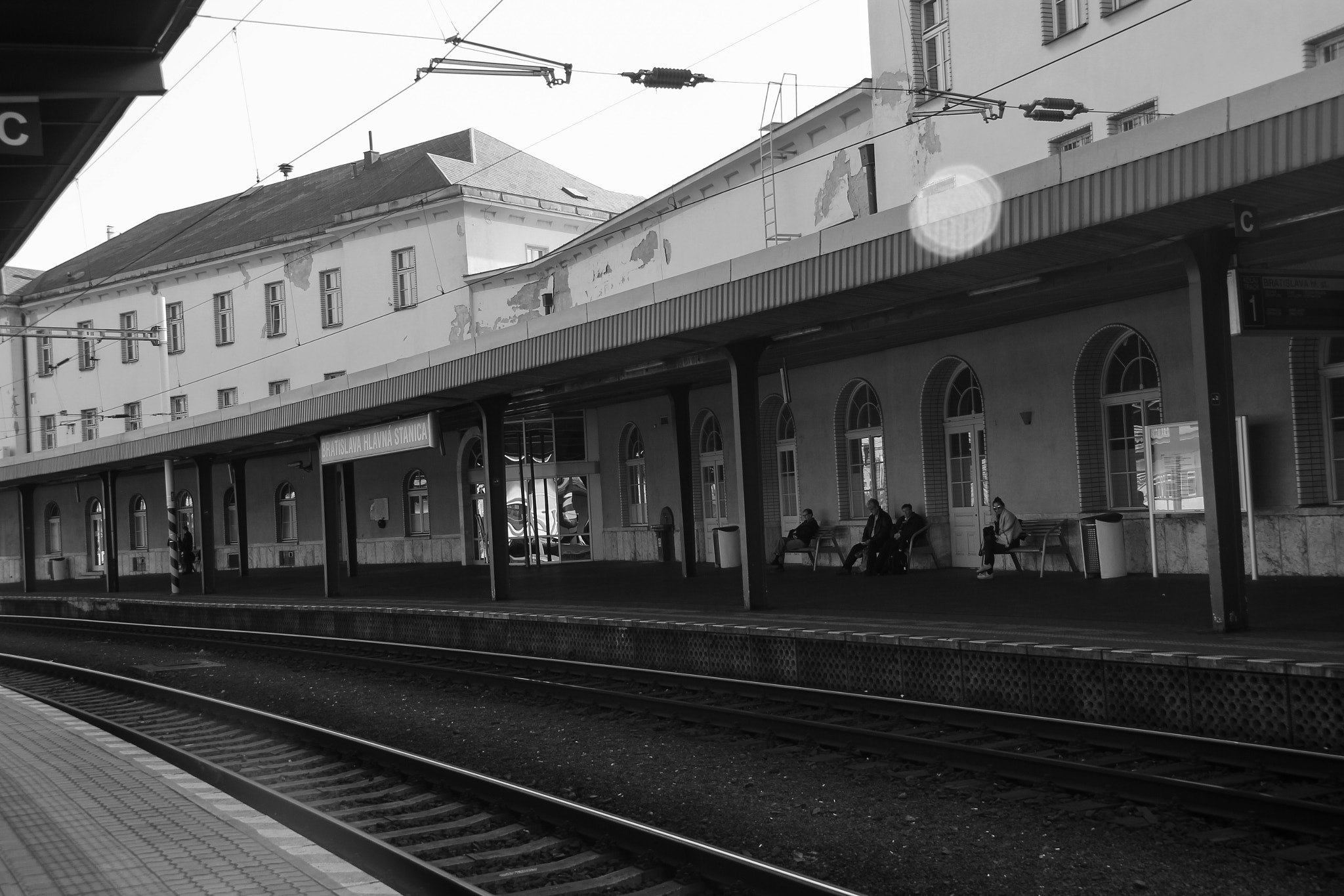 Sigma 18-250mm F3.5-6.3 DC OS HSM sample photo. Trainstation bratislava photography