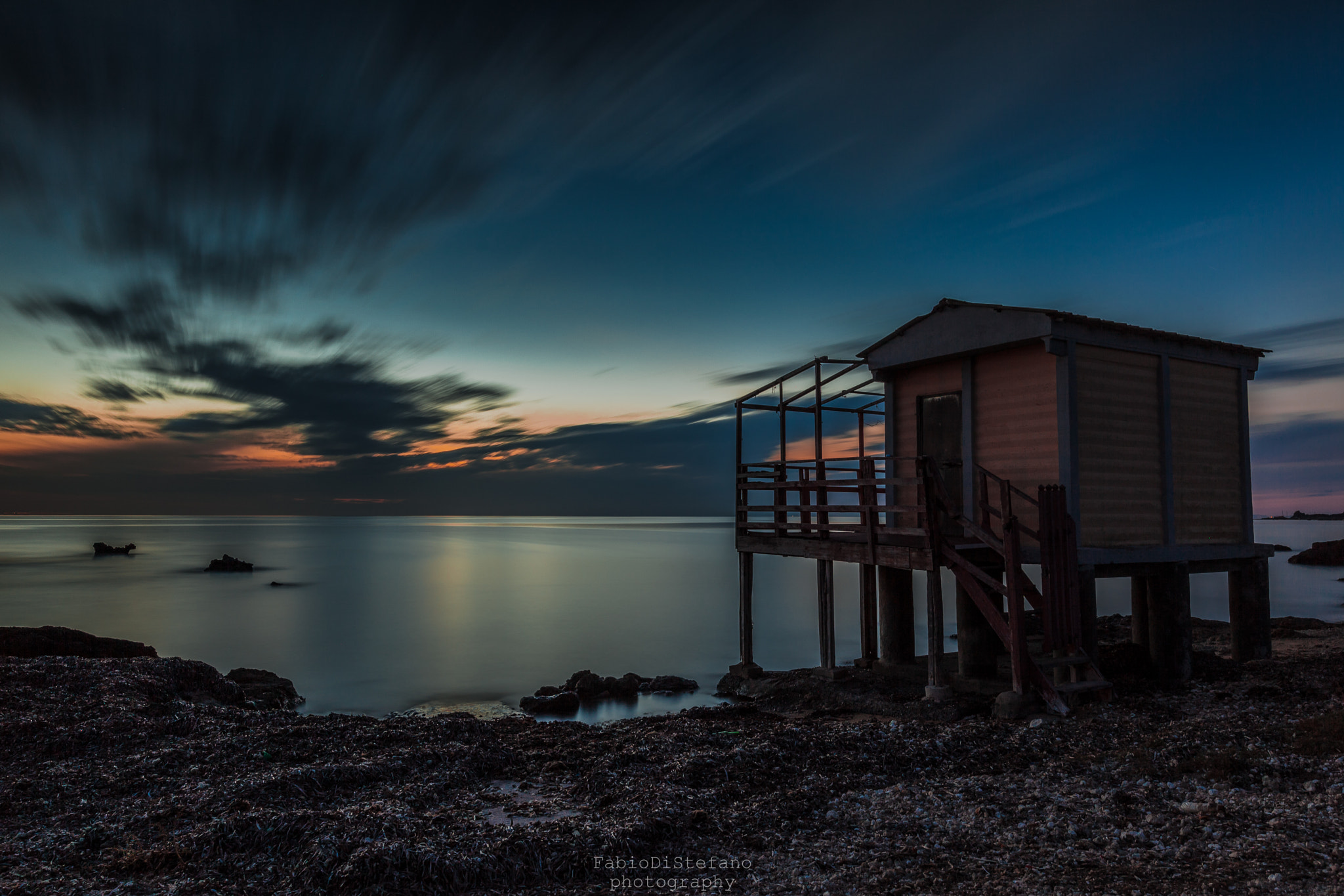 Canon EOS 5D Mark II sample photo. In the blue hour photography