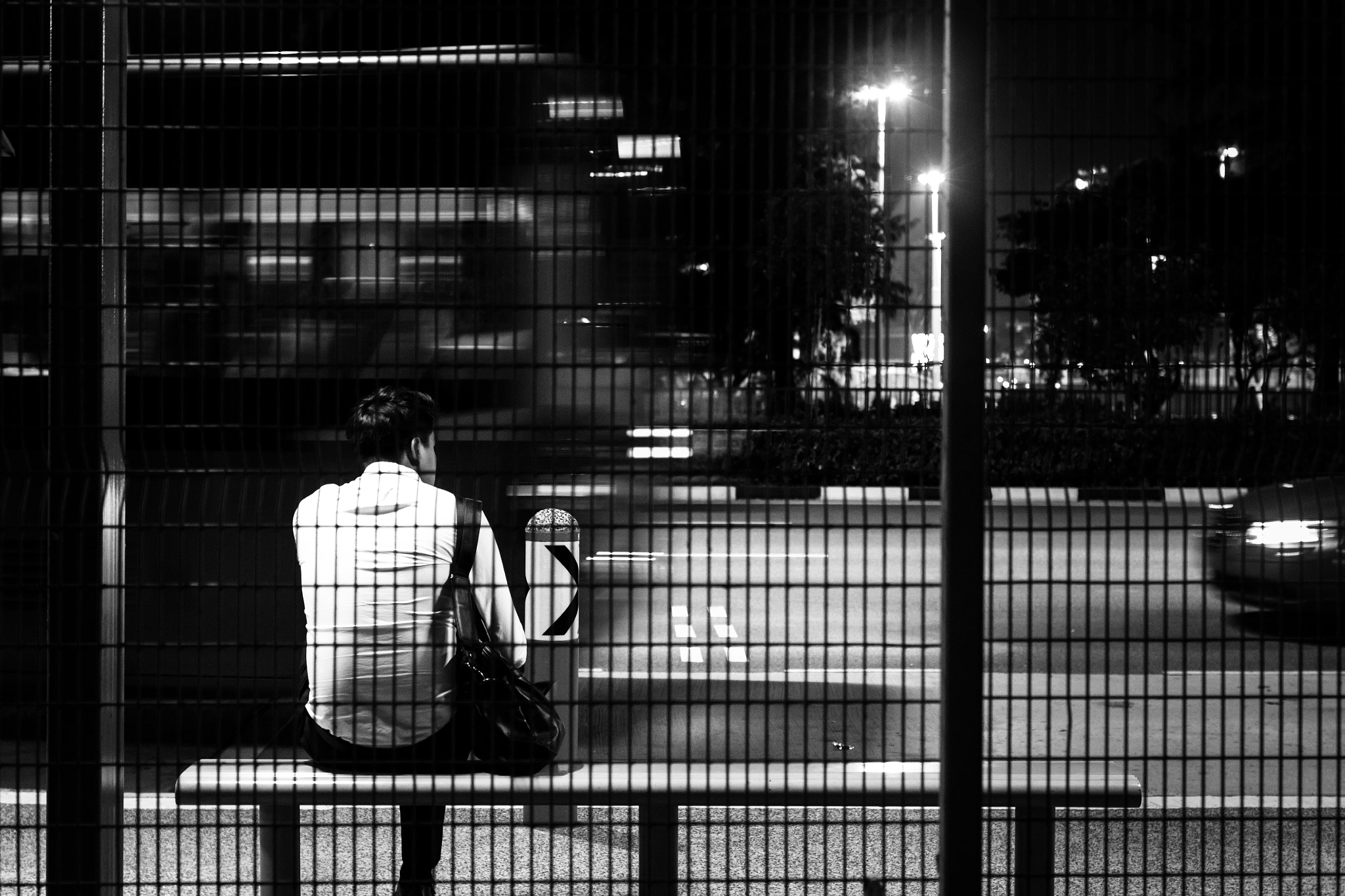 Canon EF 35mm F2 IS USM sample photo. A lonely wait photography