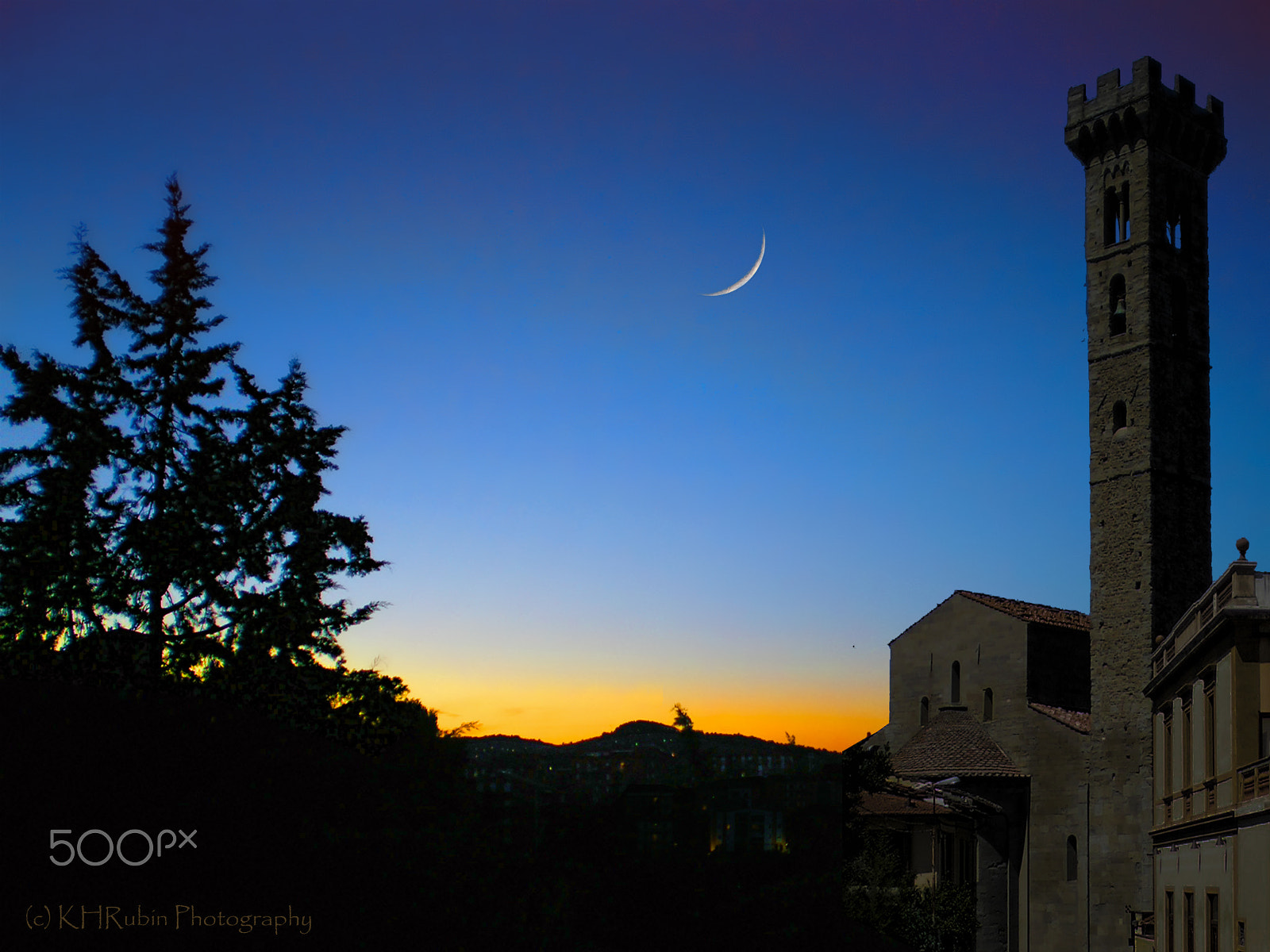 Olympus FE-130,X-720 sample photo. Tuscan  night photography