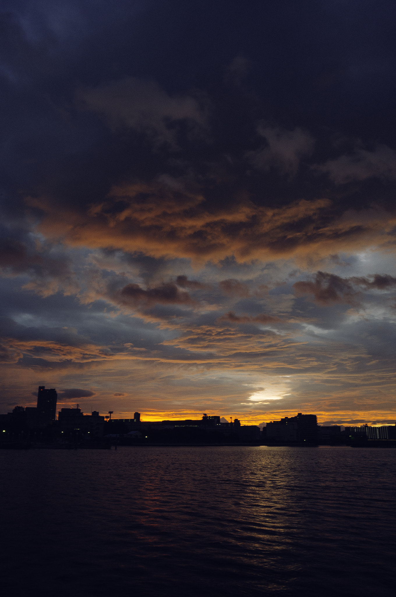 Ricoh GXR A12 sample photo. Dawn, tokyo photography