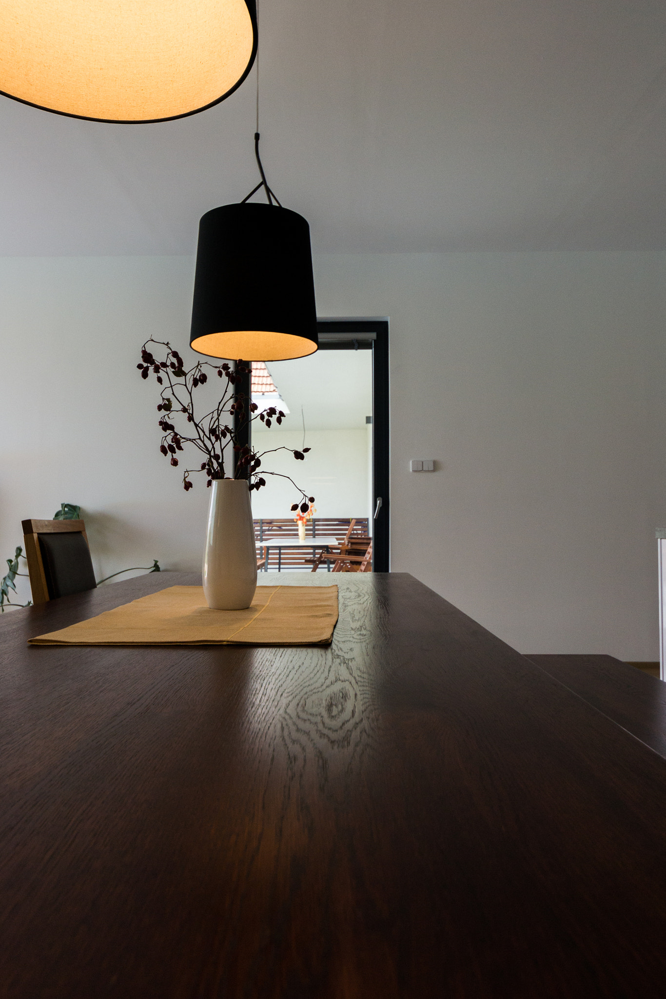 Sigma 8-16mm F4.5-5.6 DC HSM sample photo. Table with decoration photography