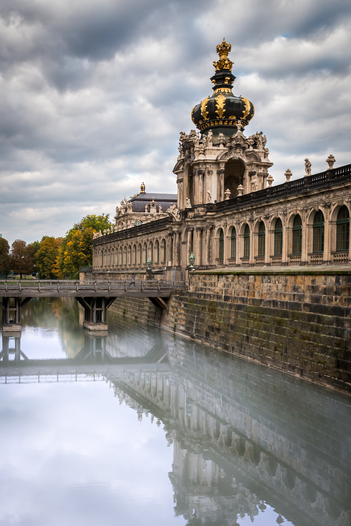 Canon EOS 70D + Tamron SP AF 17-50mm F2.8 XR Di II VC LD Aspherical (IF) sample photo. Zwinger dresden photography