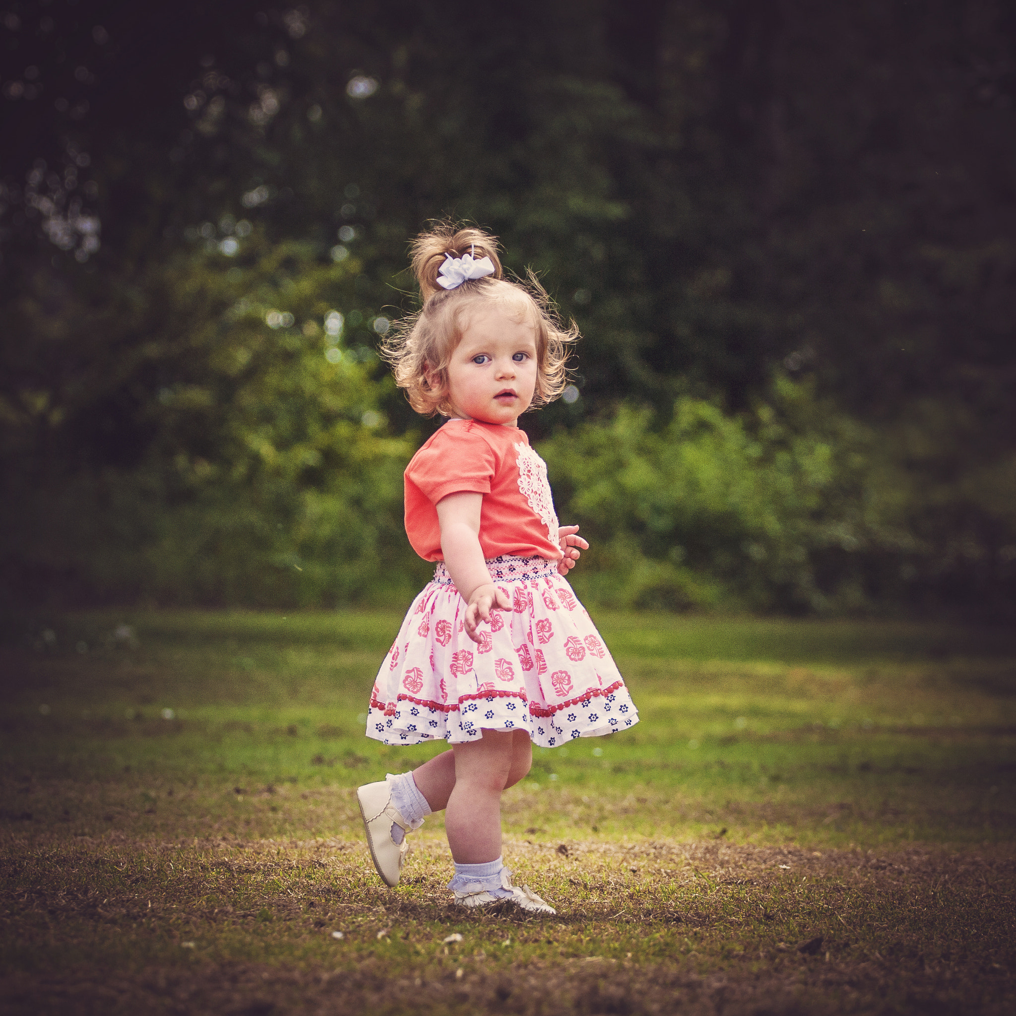 Canon EOS-1Ds Mark II sample photo. Innocence photography