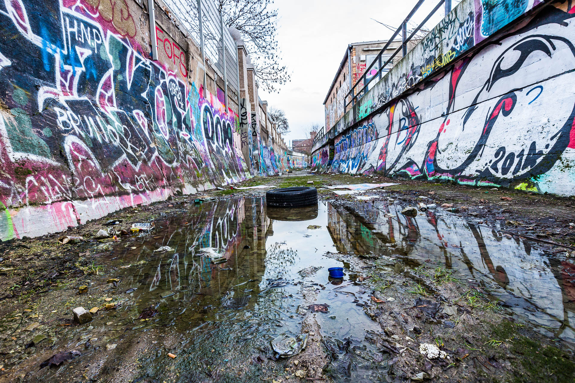 Canon EF-M 11-22mm F4-5.6 IS STM sample photo. Urban photography