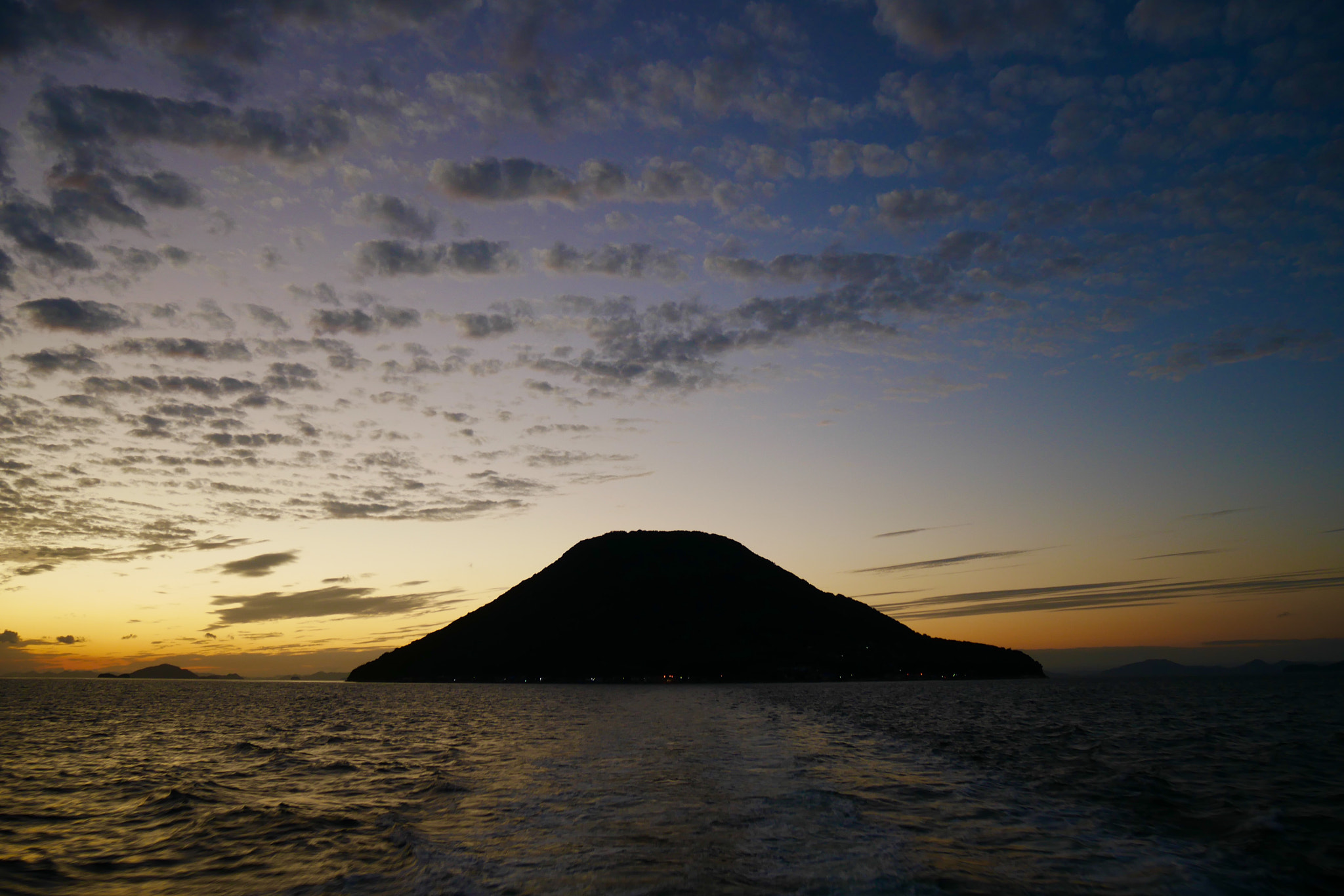 Panasonic Lumix DMC-GX85 (Lumix DMC-GX80 / Lumix DMC-GX7 Mark II) + Panasonic Lumix G Vario HD 12-32mm F3.5-5.6 Mega OIS sample photo. 高見島 takamijima photography