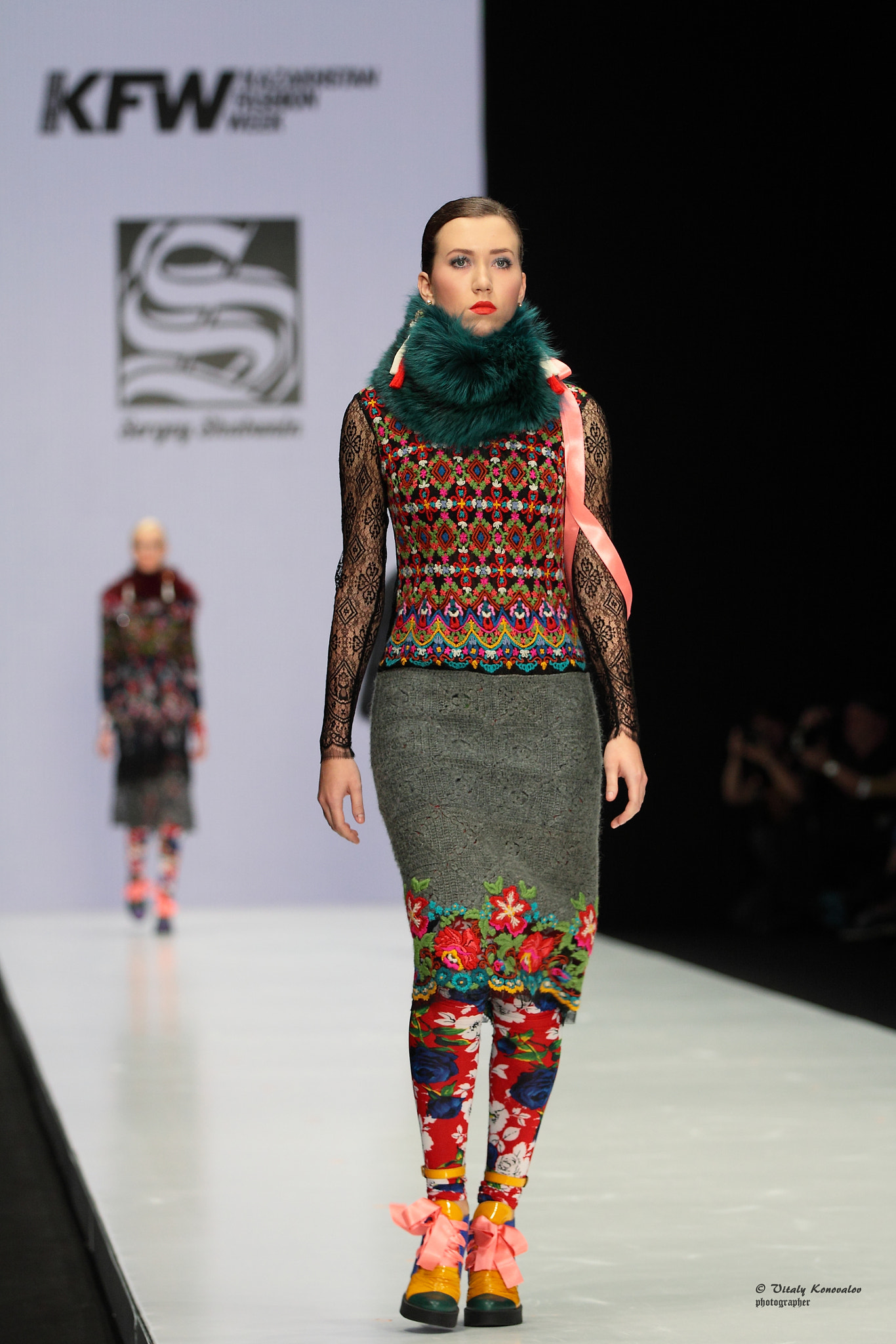 Canon EOS 50D sample photo. Mercedes-benz fashion week russia. designer: sergey shabunin model: yulia photography