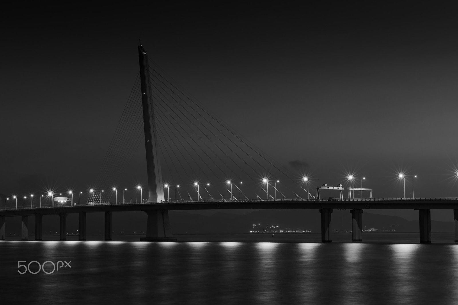 Nikon AF-S Nikkor 24-70mm F2.8E ED VR sample photo. Shenzhen bay bridge photography