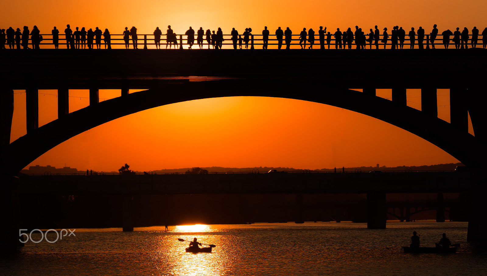 Tamron SP 70-300mm F4-5.6 Di USD sample photo. Austin bat bridge photography