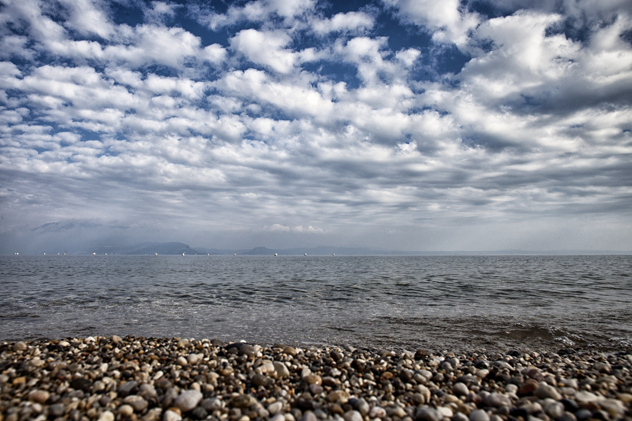 Canon EF 20mm F2.8 USM sample photo. Garda lake photography