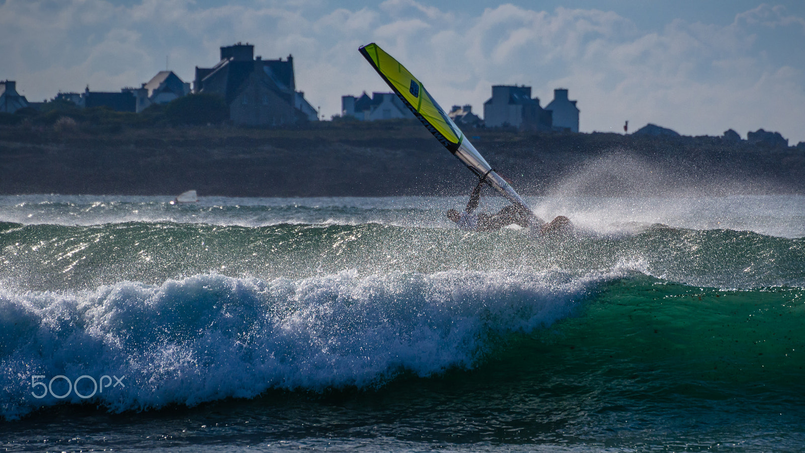 Olympus OM-D E-M5 sample photo. Fun on the wave photography