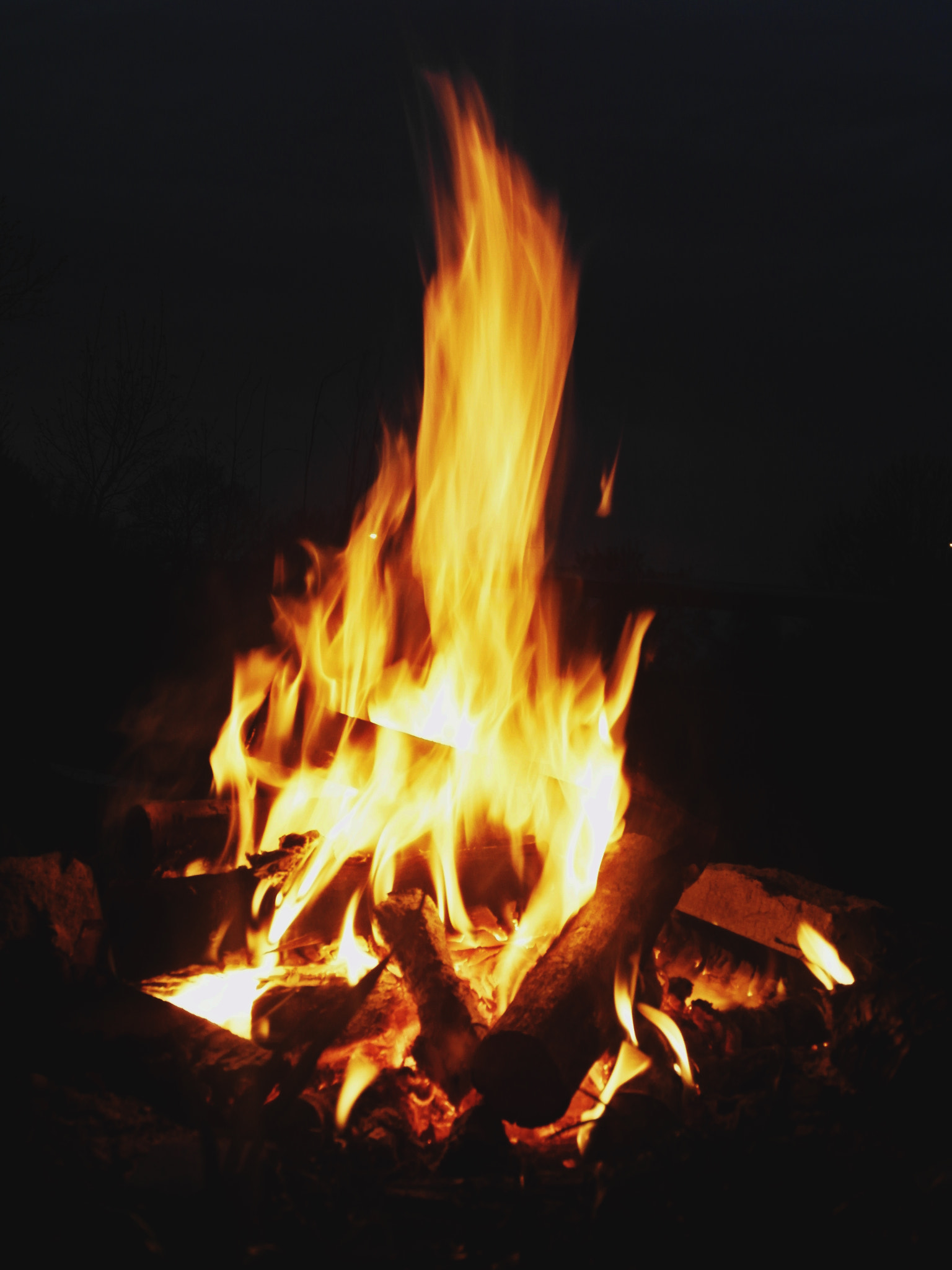 Samsung WB750 sample photo. Fire photography