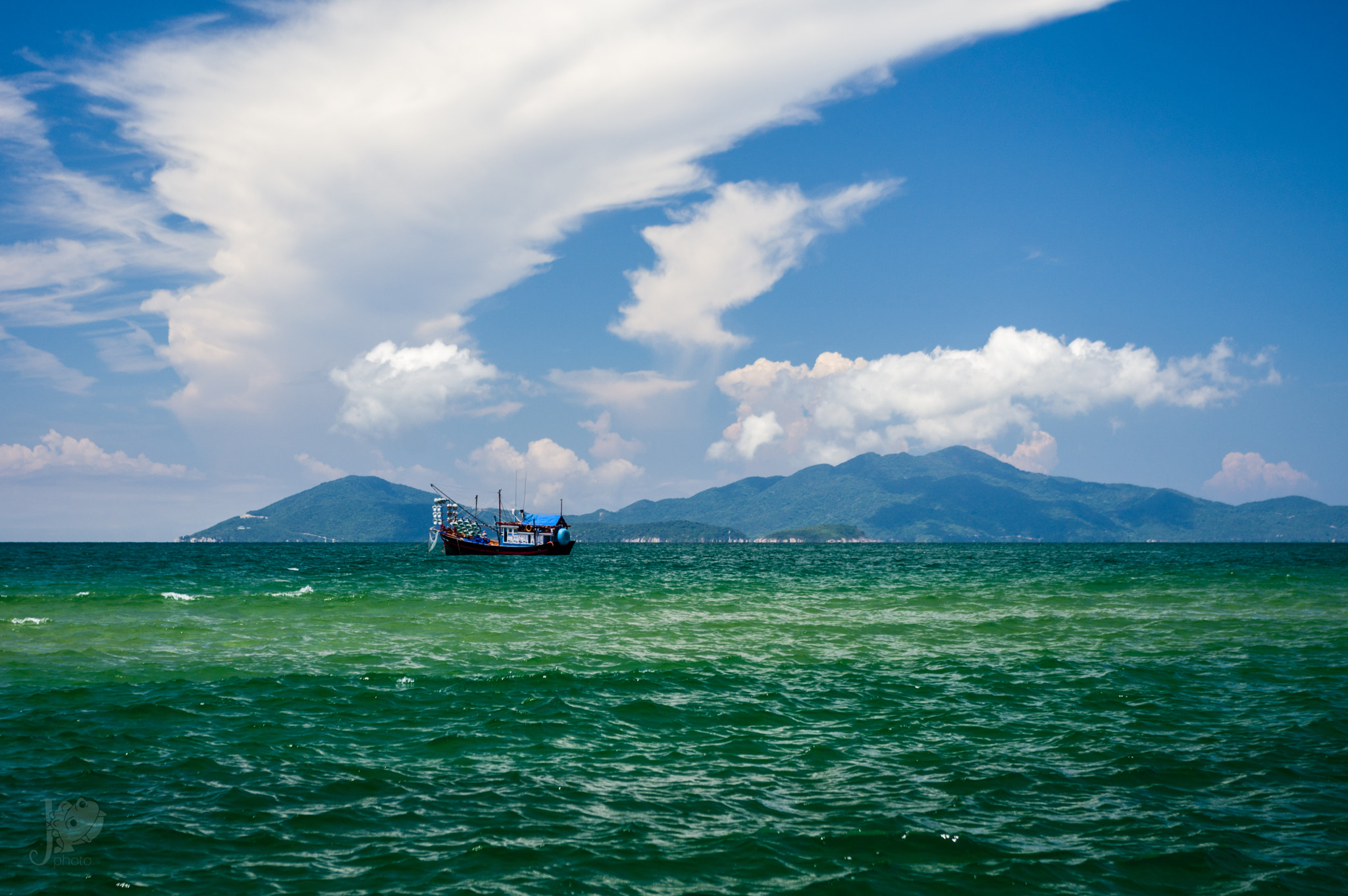 Pentax K-3 sample photo. Vietnamese fishing boat on the south china sea photography