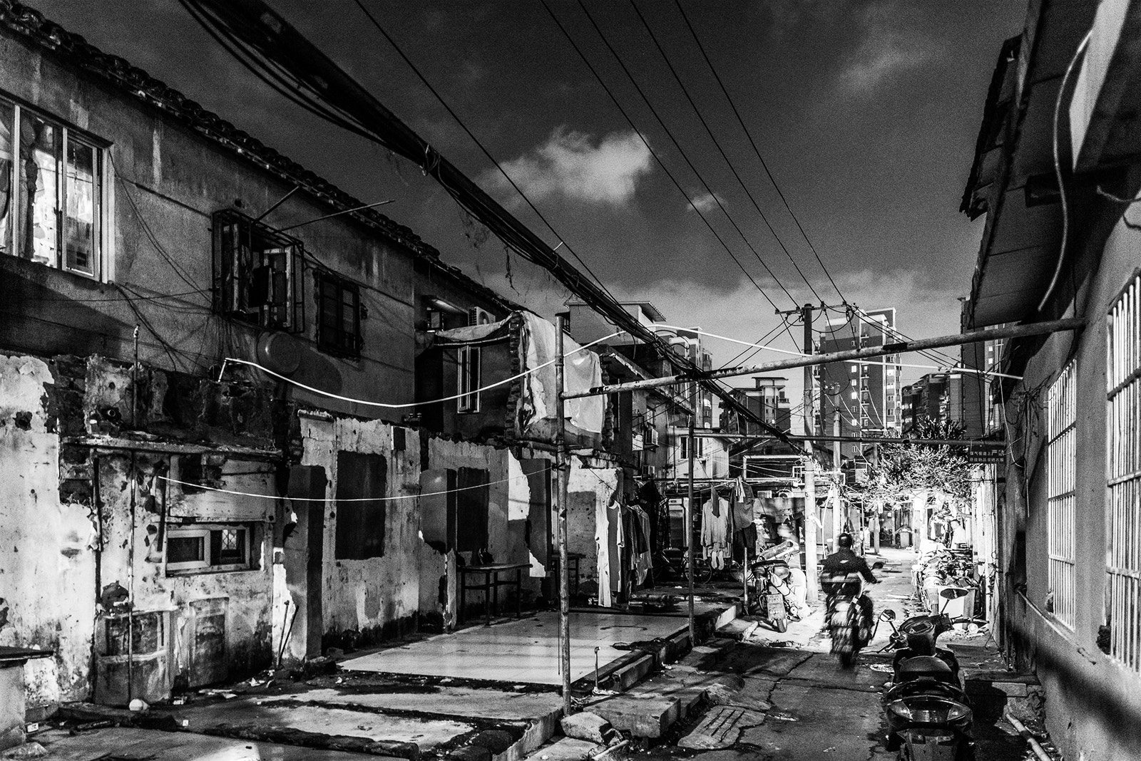 Nikon D810 + Nikon PC-E Nikkor 24mm F3.5D ED Tilt-Shift sample photo. Deserted city·shanghai photography