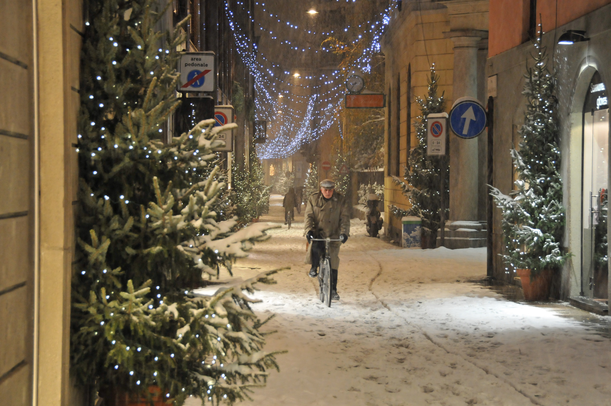Nikon D300 sample photo. Milan, italy photography