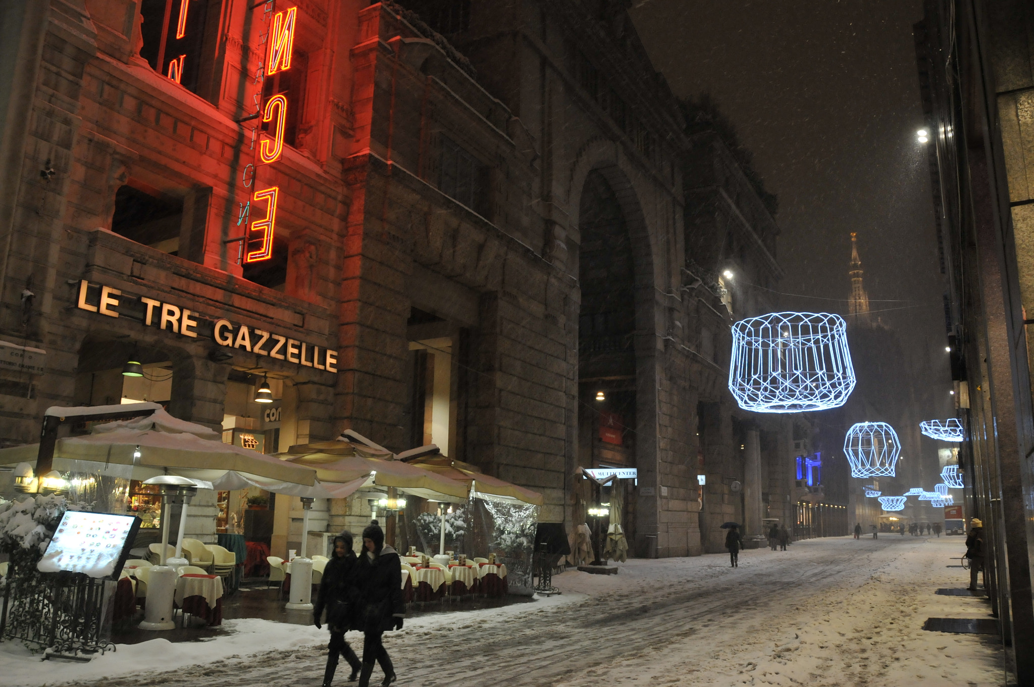Nikon D300 sample photo. Milan, italy photography