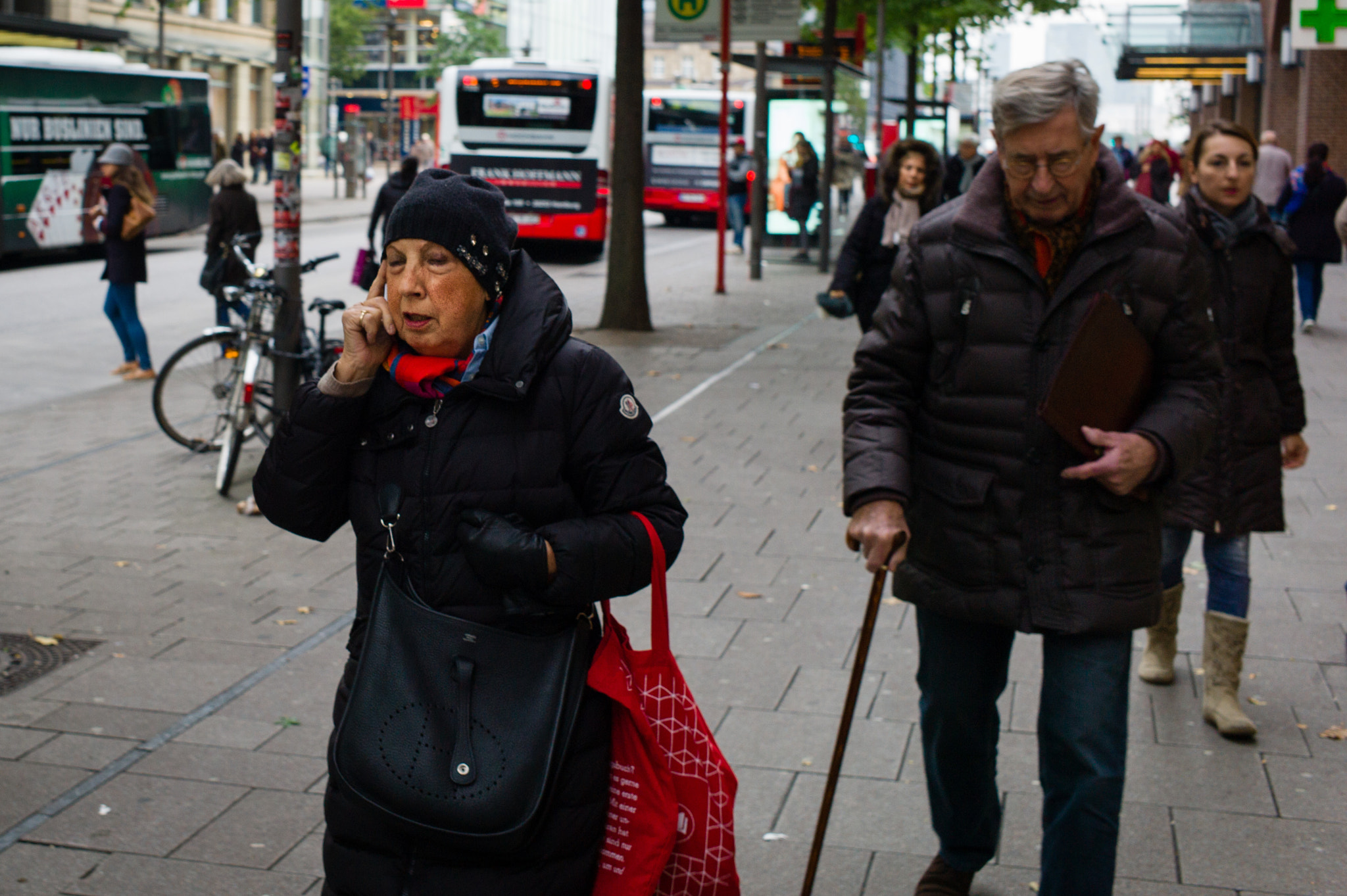 Leica M9 + Leica Summarit-M 35mm F2.5 sample photo. On the phone photography