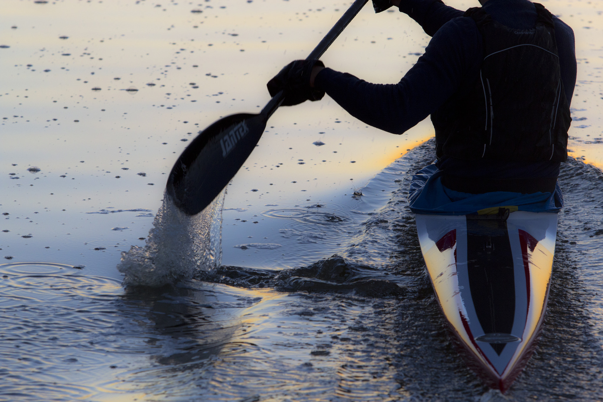 Canon EF 70-200mm F2.8L USM sample photo. Padling in sunrise photography